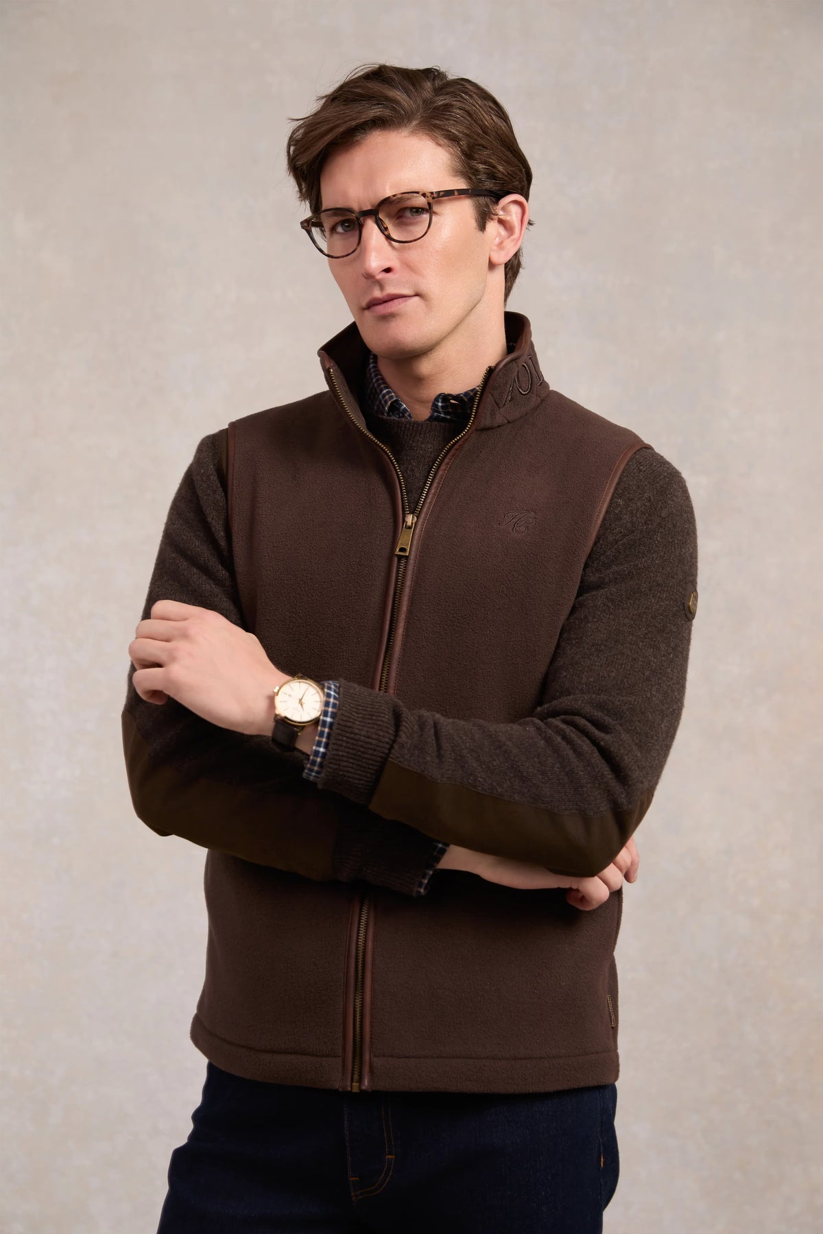 Holland Cooper Men's Country Fleece Gilet #Colour_Chocolate