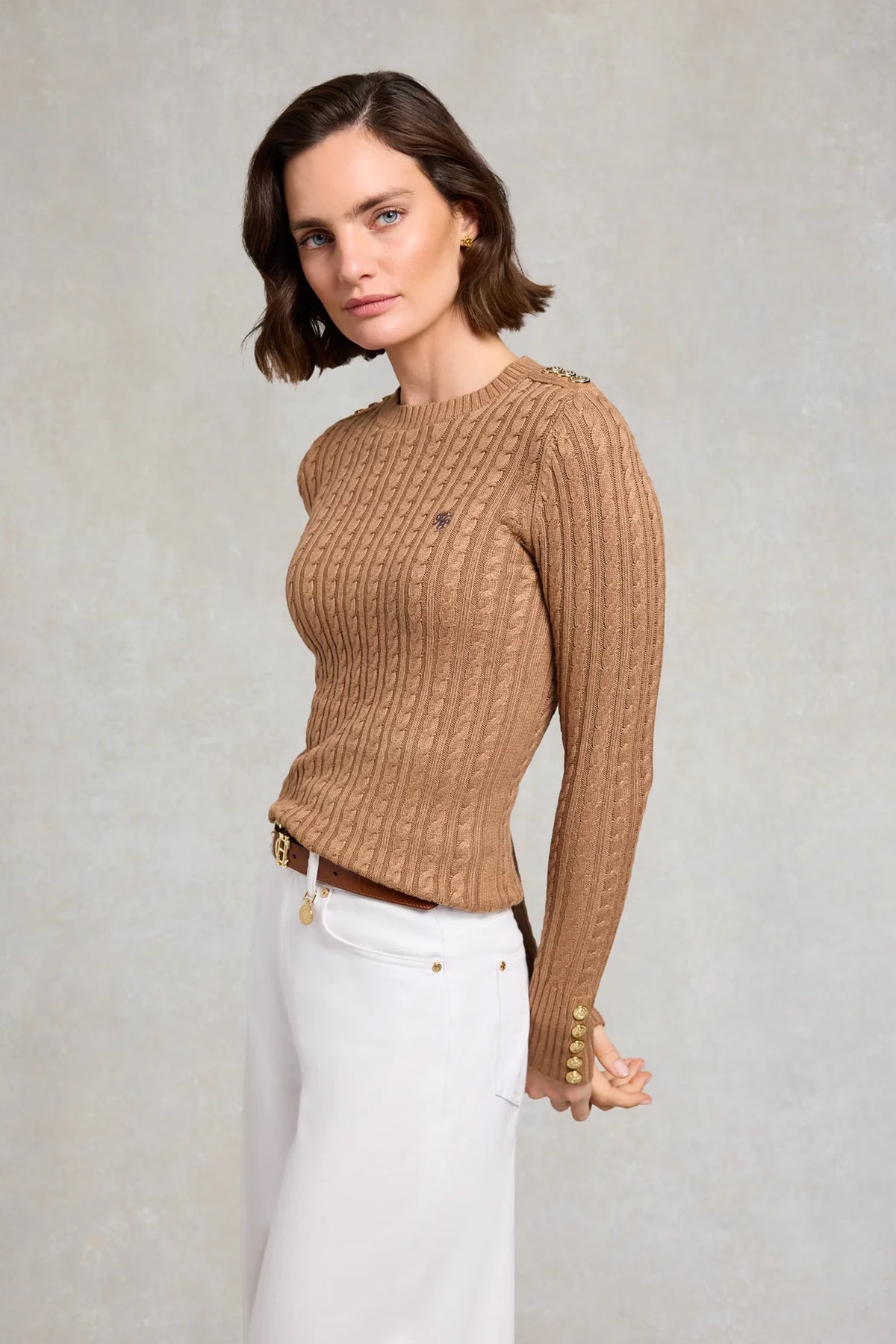 Holland Cooper Seattle Cable Crew Knit #Colour_Dark Camel