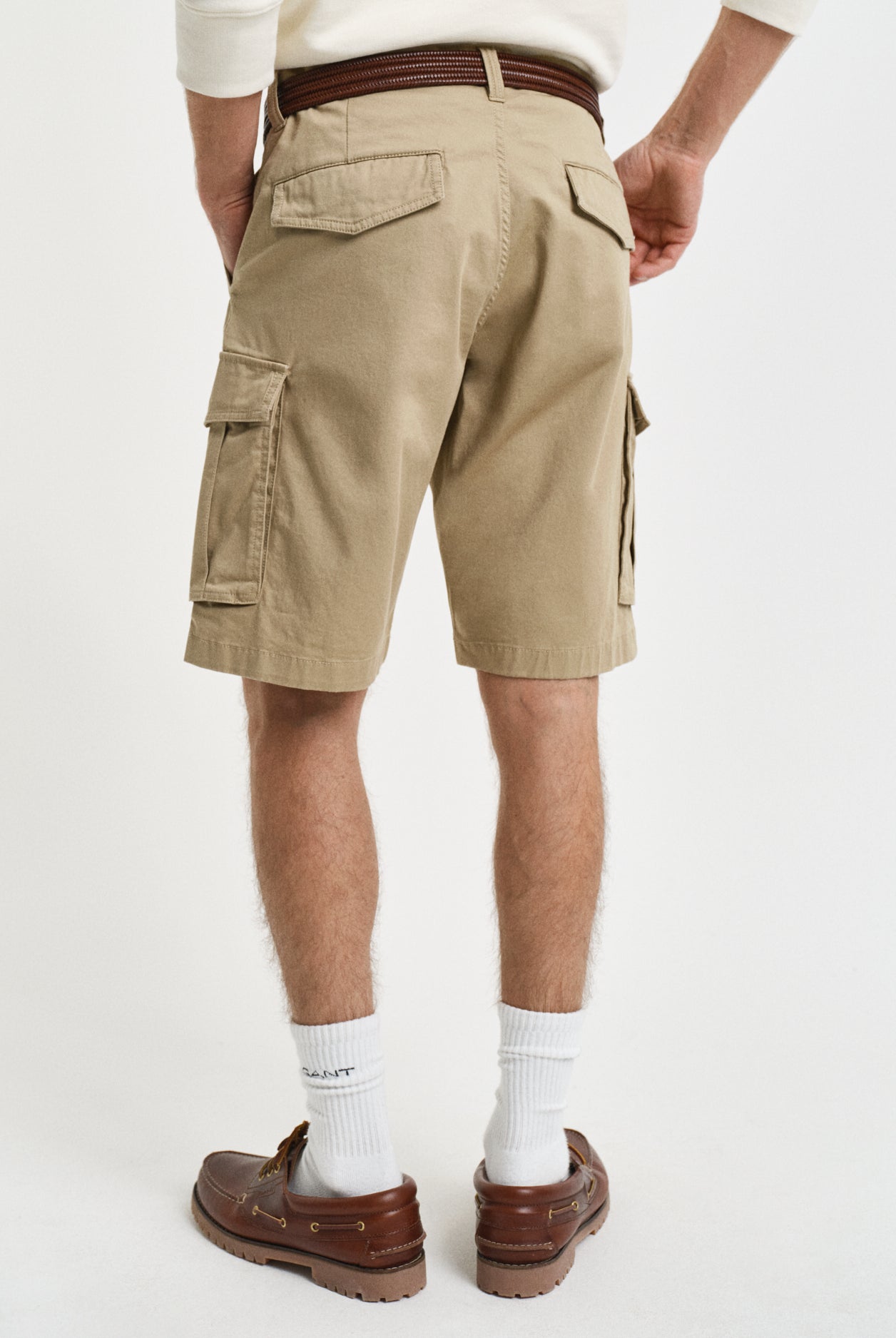 GANT Relaxed Twill Cargo Shorts #Colour_Khaki