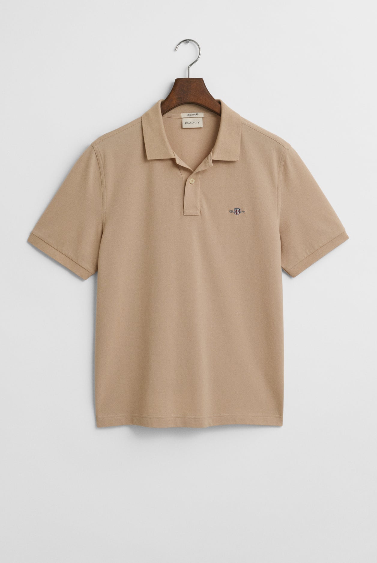 GANT Regular Fit Shield Short Sleeve Pique Polo #Colour_Dry Sand