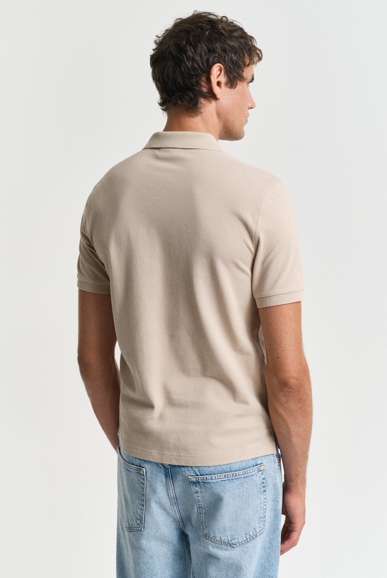 GANT Regular Fit Shield Short Sleeve Pique Polo #Colour_Dry Sand