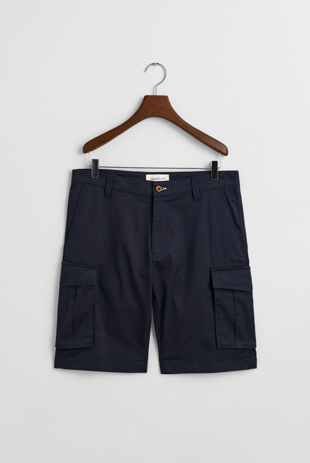 GANT Relaxed Twill Cargo Shorts #Colour_Marine