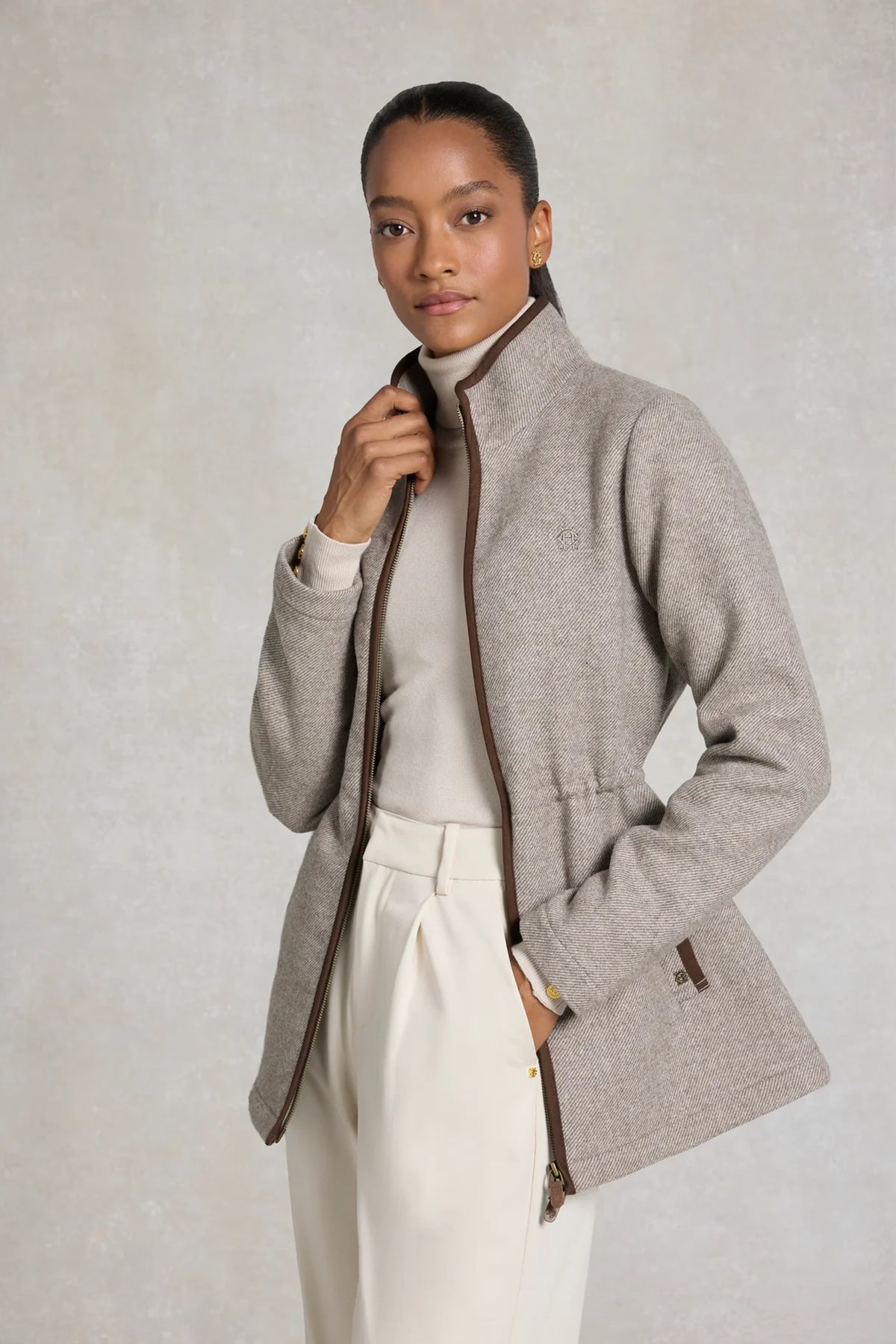 Holland Cooper Hillford Country Jacket #Colour_Sahara Twill