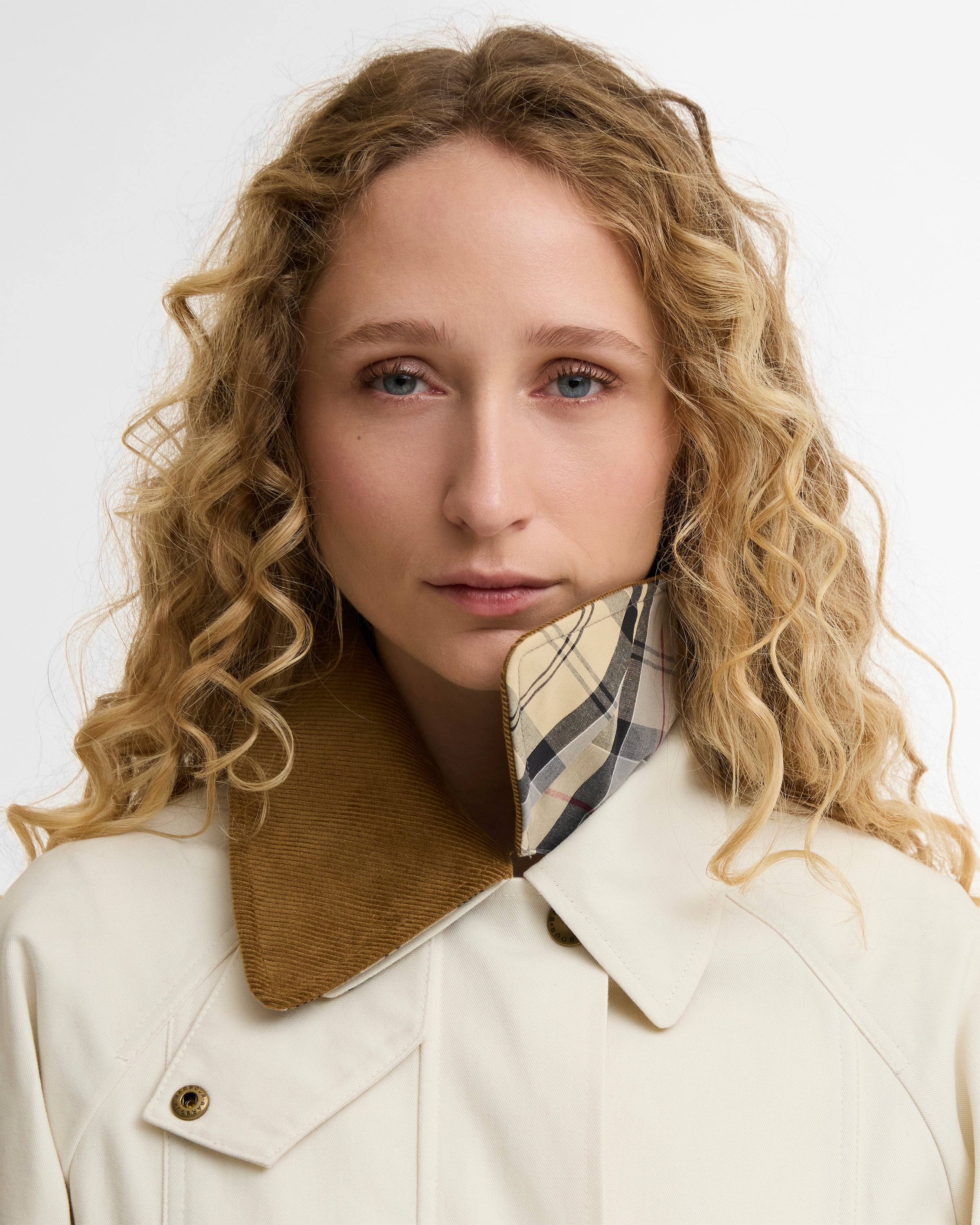Barbour Cropped Beadnell Casual Jacket #Colour_Light Pearl/Dress