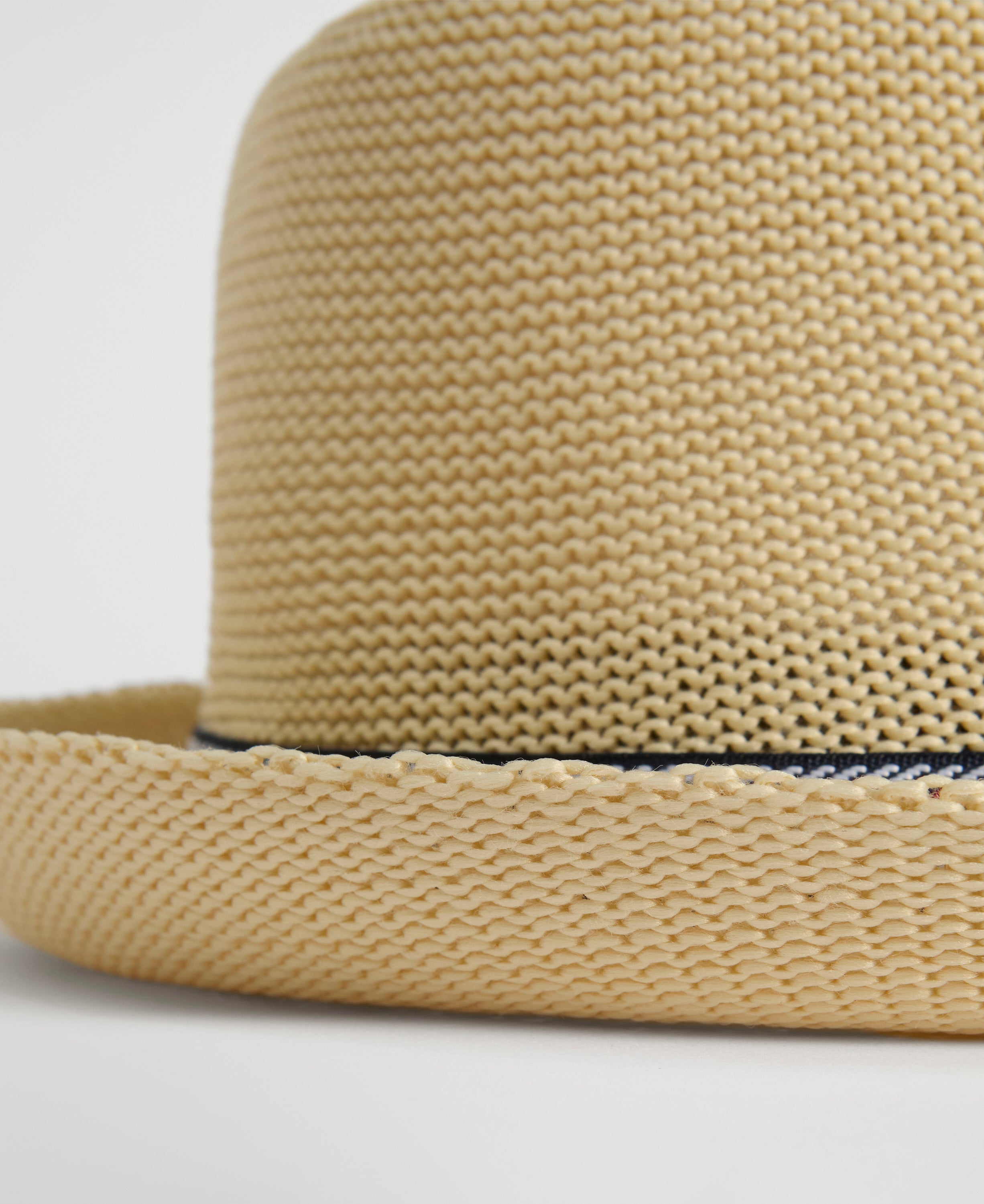 Barbour Ecru Linford Trilby Summer Hat #Colour_Ecru
