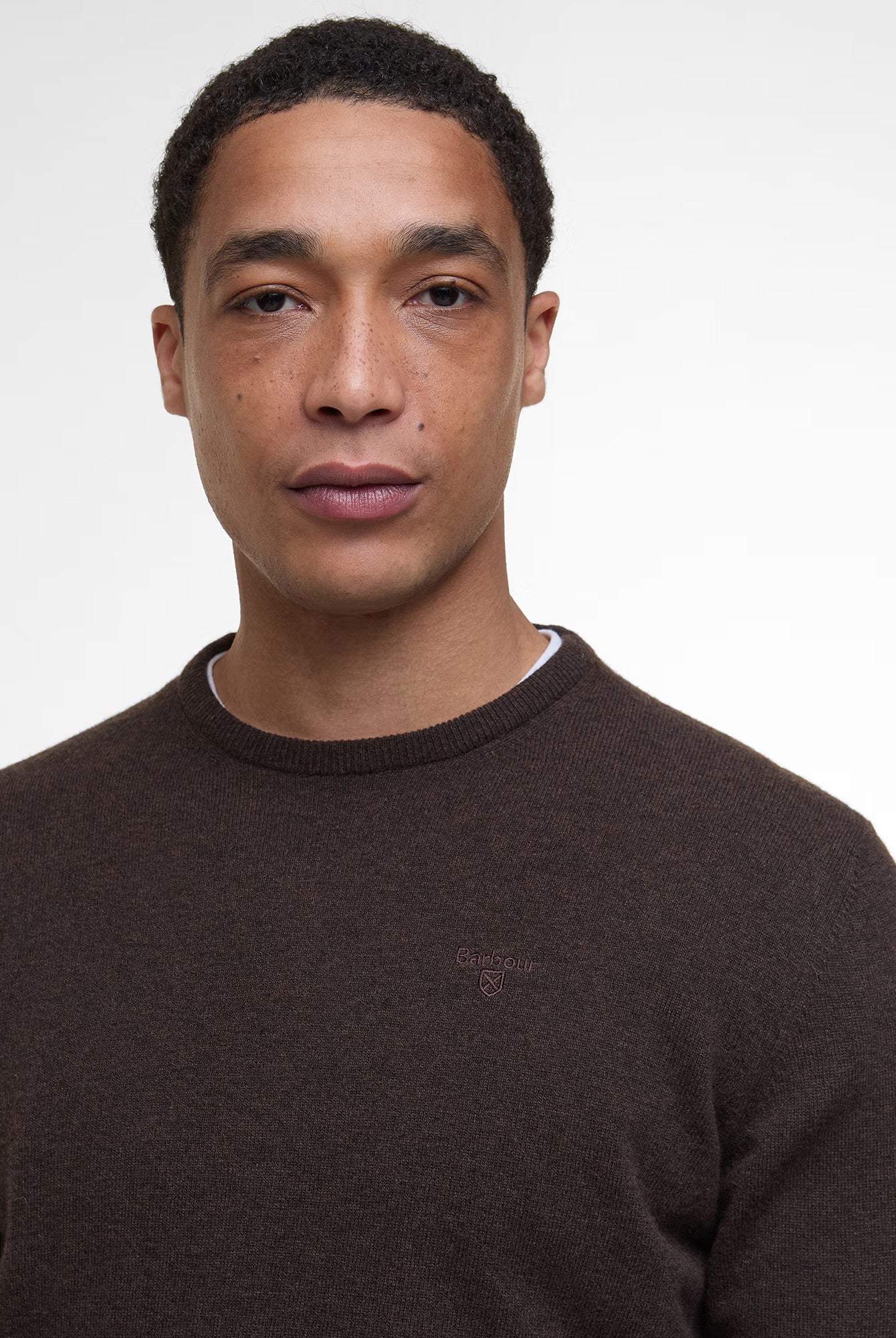 Barbour Essential Lambswool Crew Neck #Colour_Dark Oak