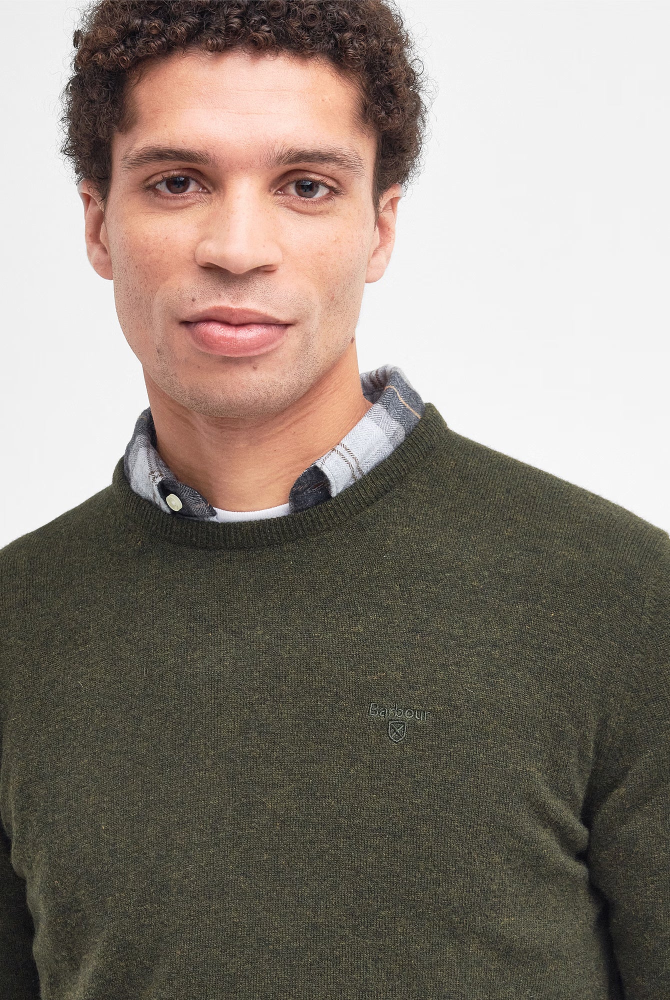 Barbour Essential Lambswool Crew Neck #Colour_Seaweed Green