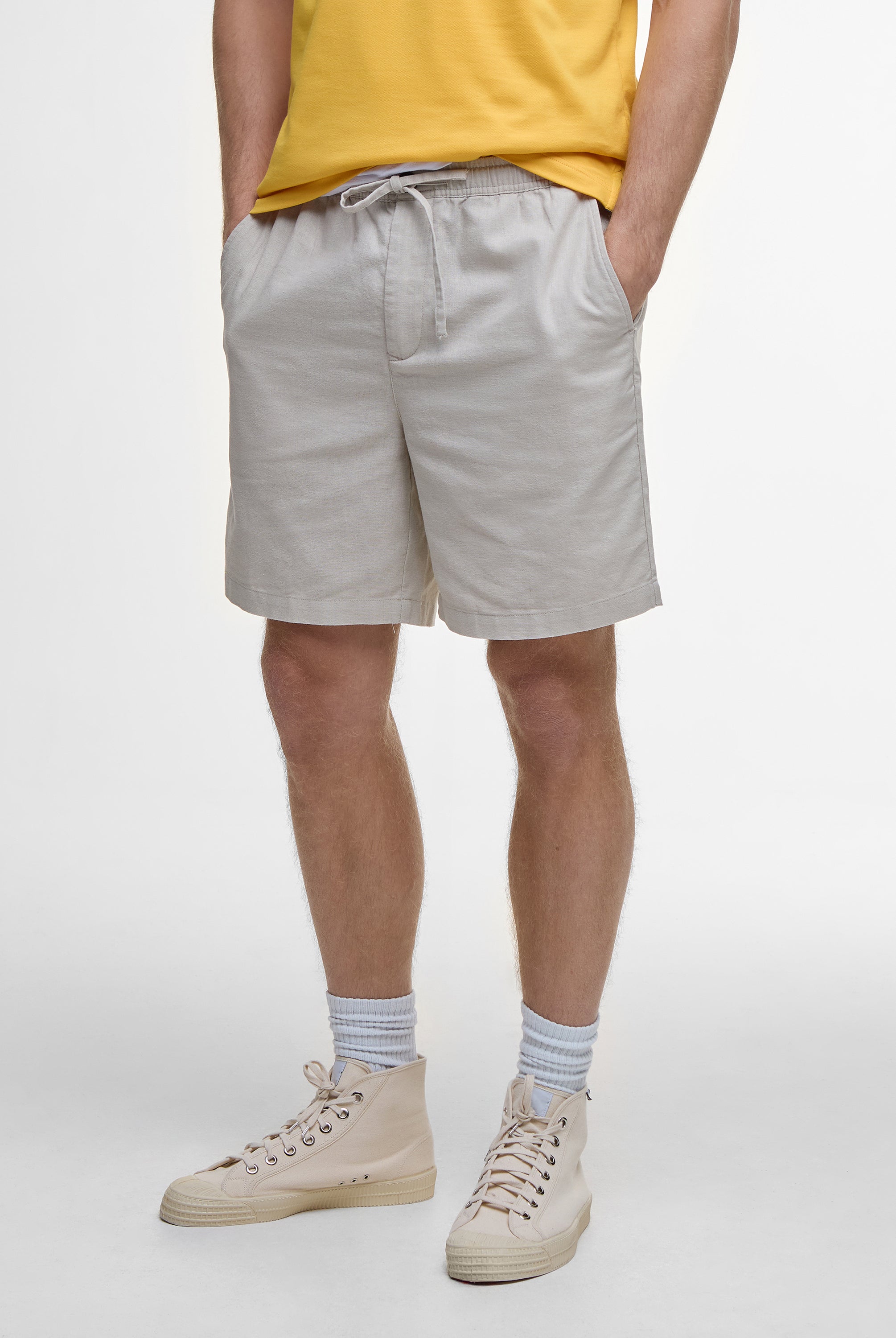 Barbour Mist Cotton Linen Relaxed Short #Colour_Mist