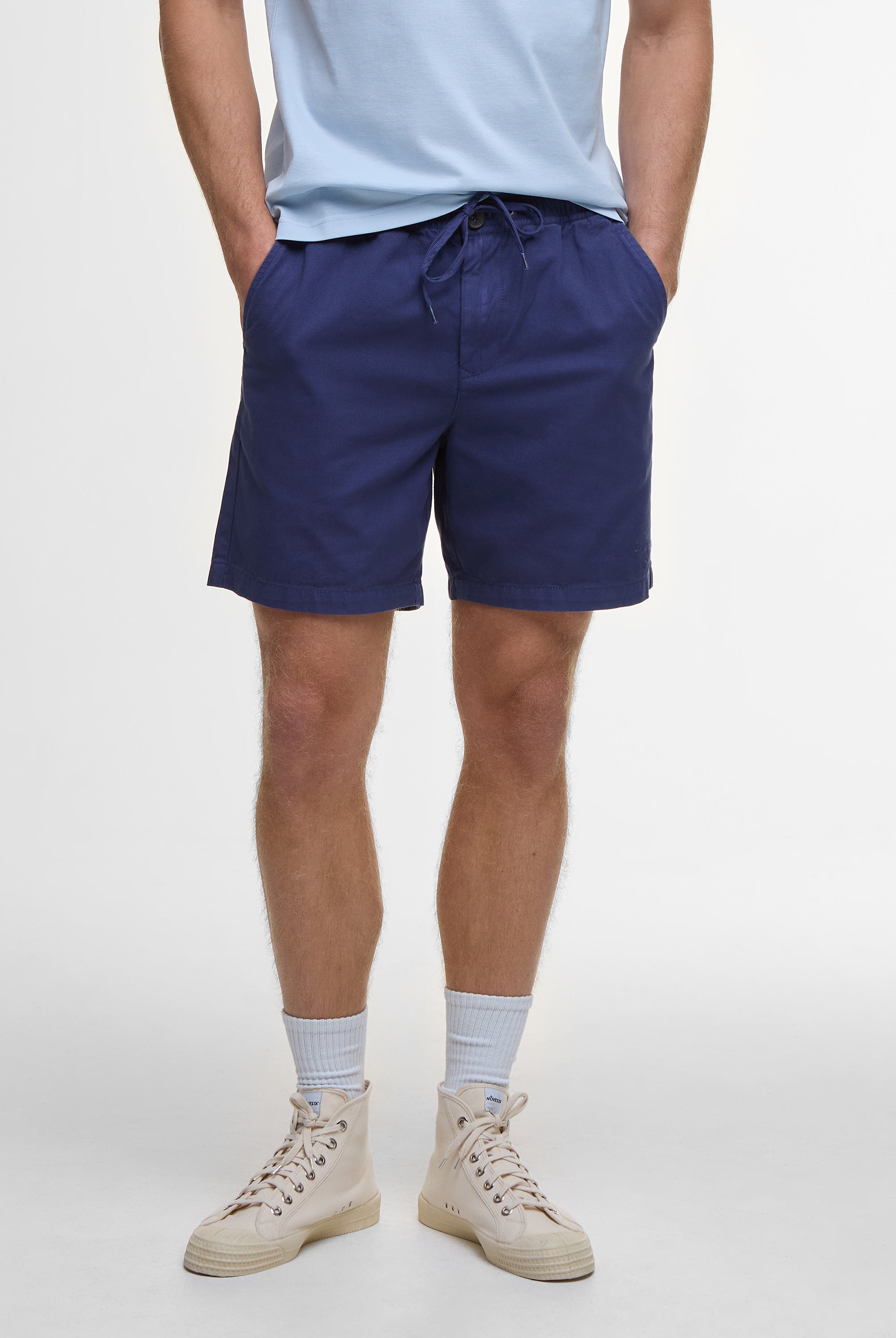Barbour Washed Oxford Relaxed Short #Colour_Oceana