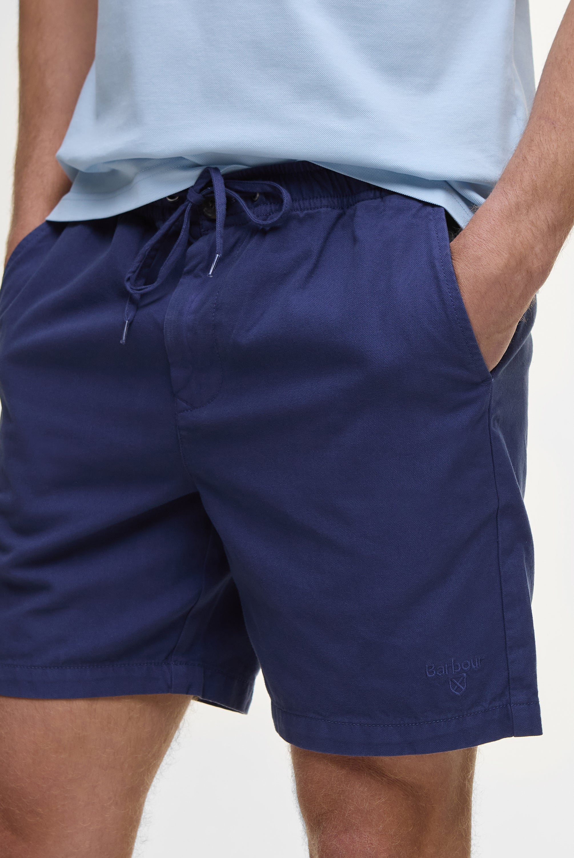 Barbour Washed Oxford Relaxed Short #Colour_Oceana