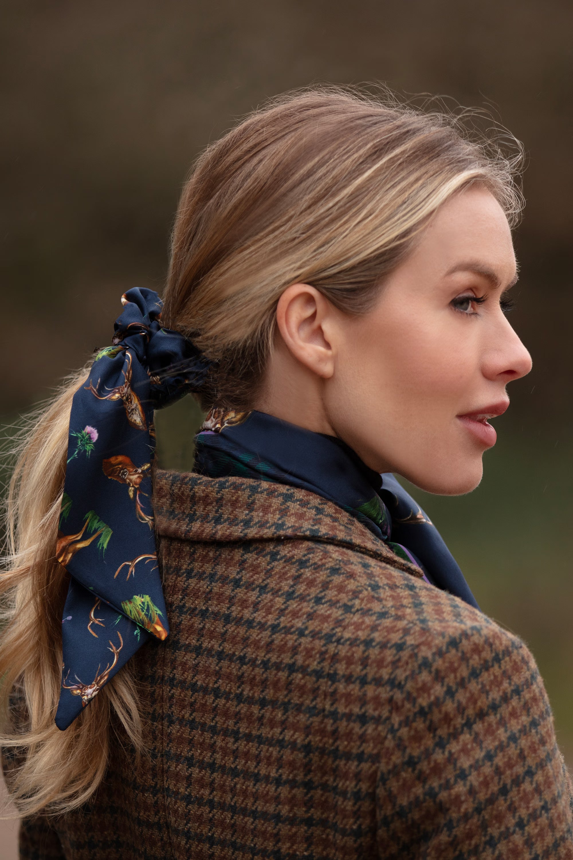 Clare Haggas Caledonia Medium Scrunchie #Colour_Navy