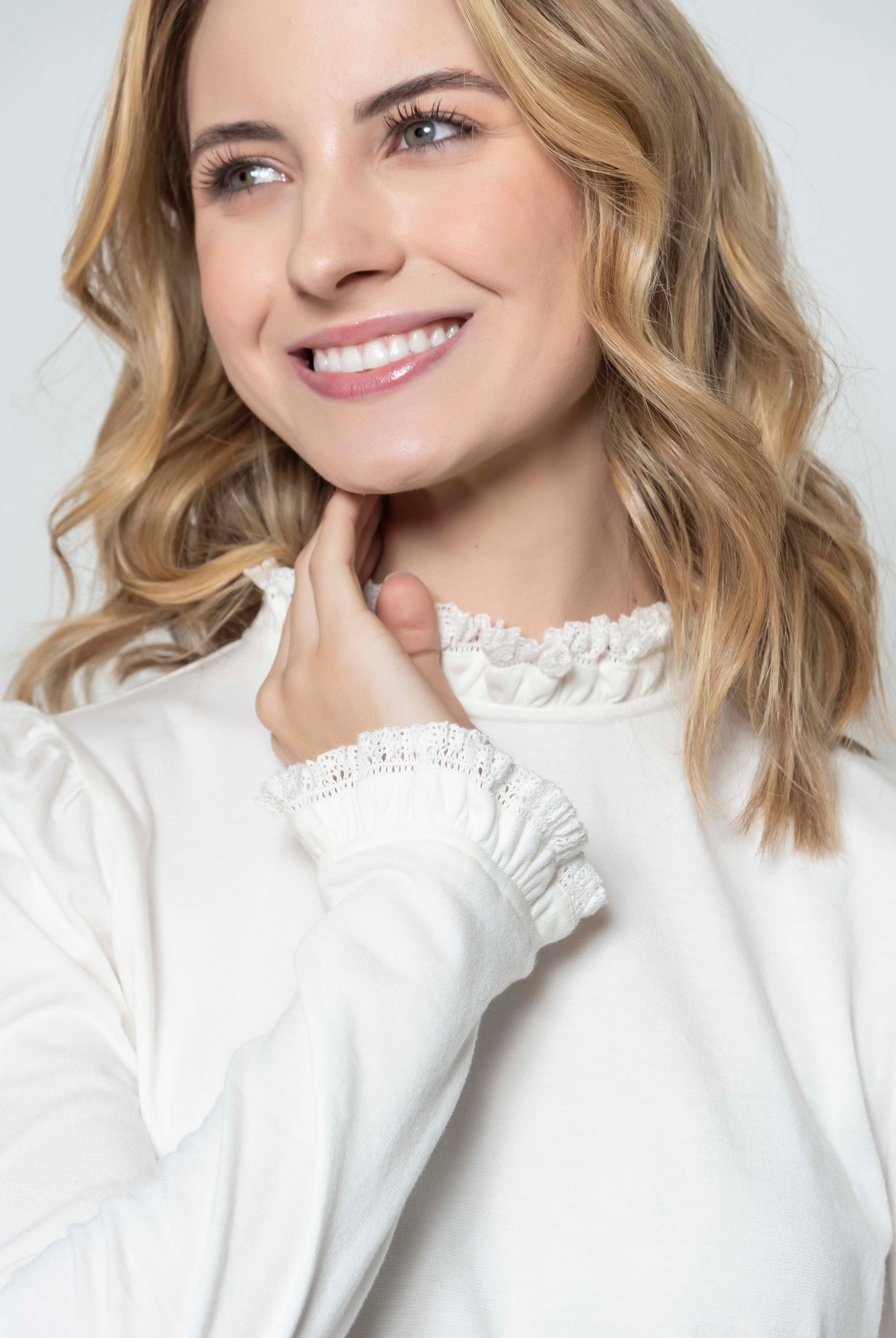 Hartwell White Phoebe Frill Top #Colour_White
