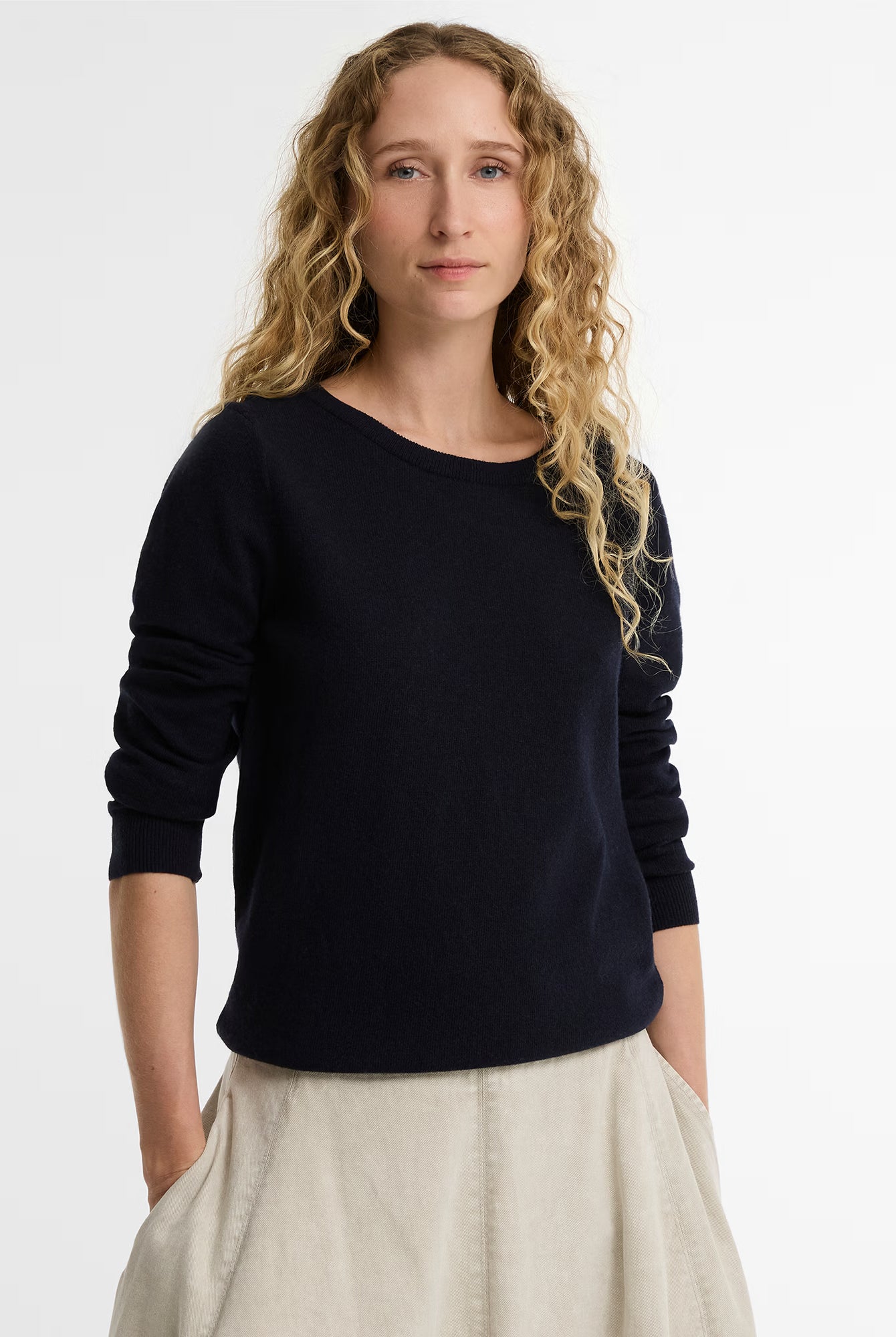 Barbour Pendle Crew Knitted Jumper #Colour_Navy/Birchwood Tartan