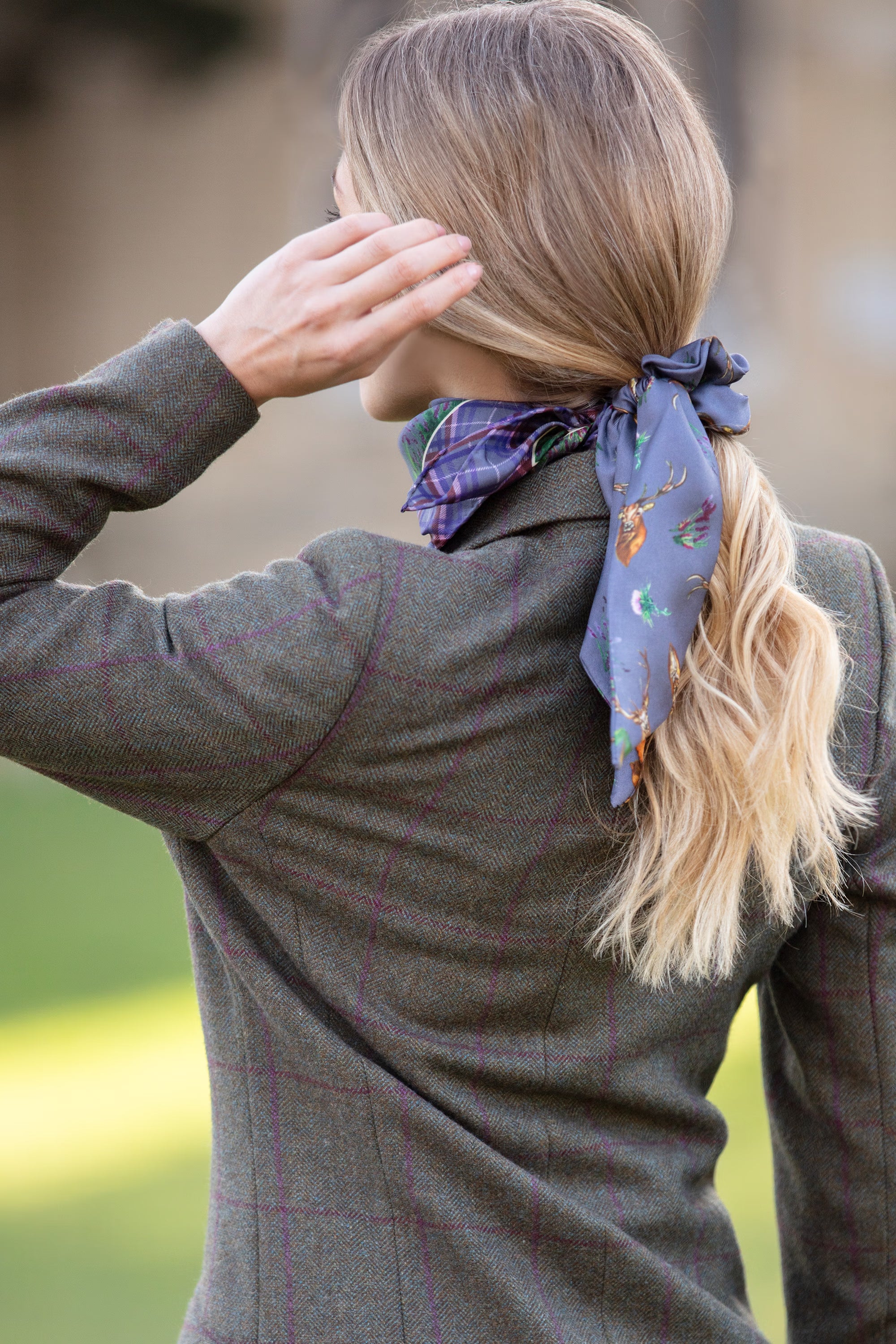 Clare Haggas Caledonia Medium Scrunchie #Colour_Soft Amethyst