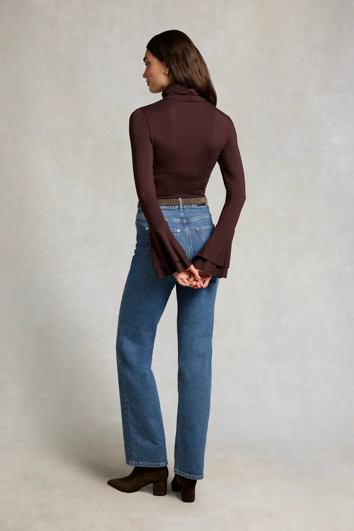 Holland Cooper Supersoft Fluted Roll Neck Top #Colour_Walnut