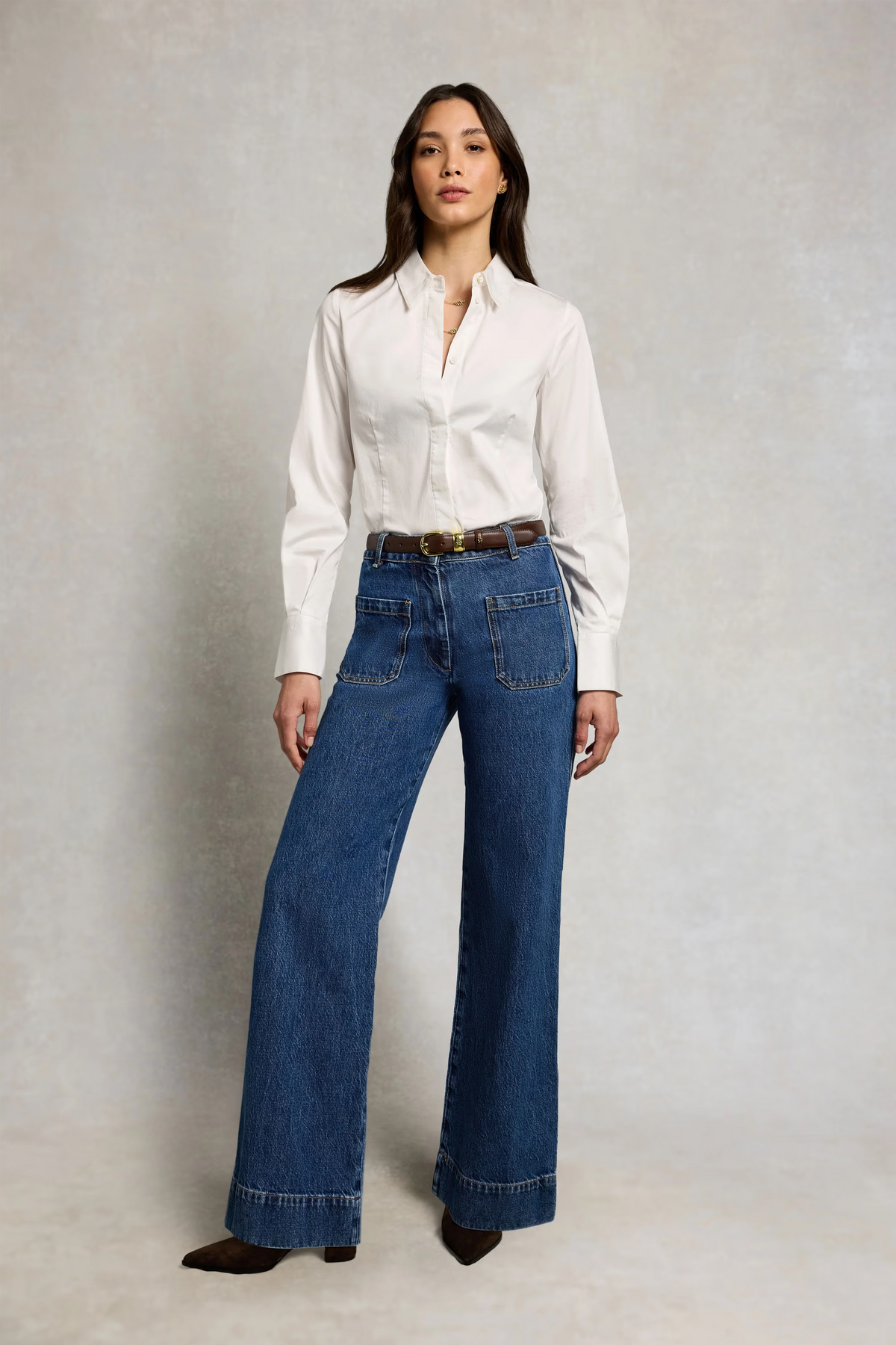 Holland Cooper Tailored Flared Jean #Colour_Mid Denim