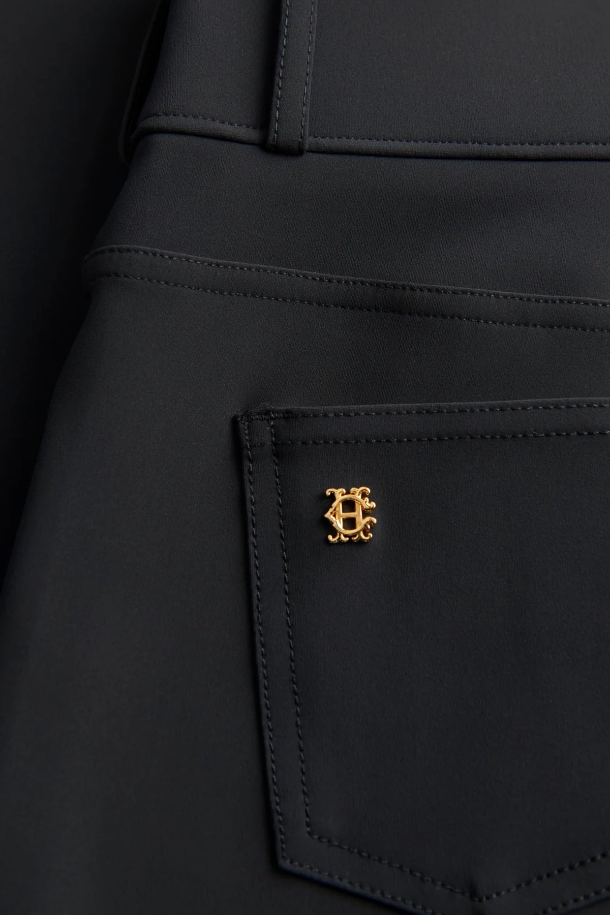 Holland Cooper Windsor Contour Flare #Colour_Black