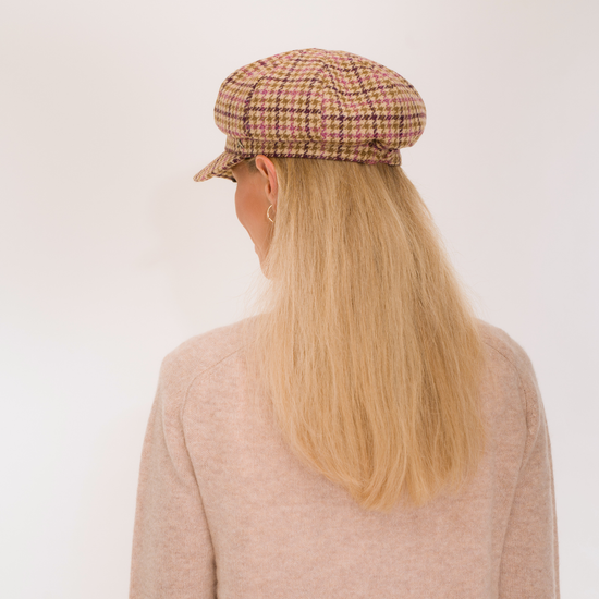 Hicks and Brown Mulberry Higham Tweed Baker Boy #Colour_Mulberry