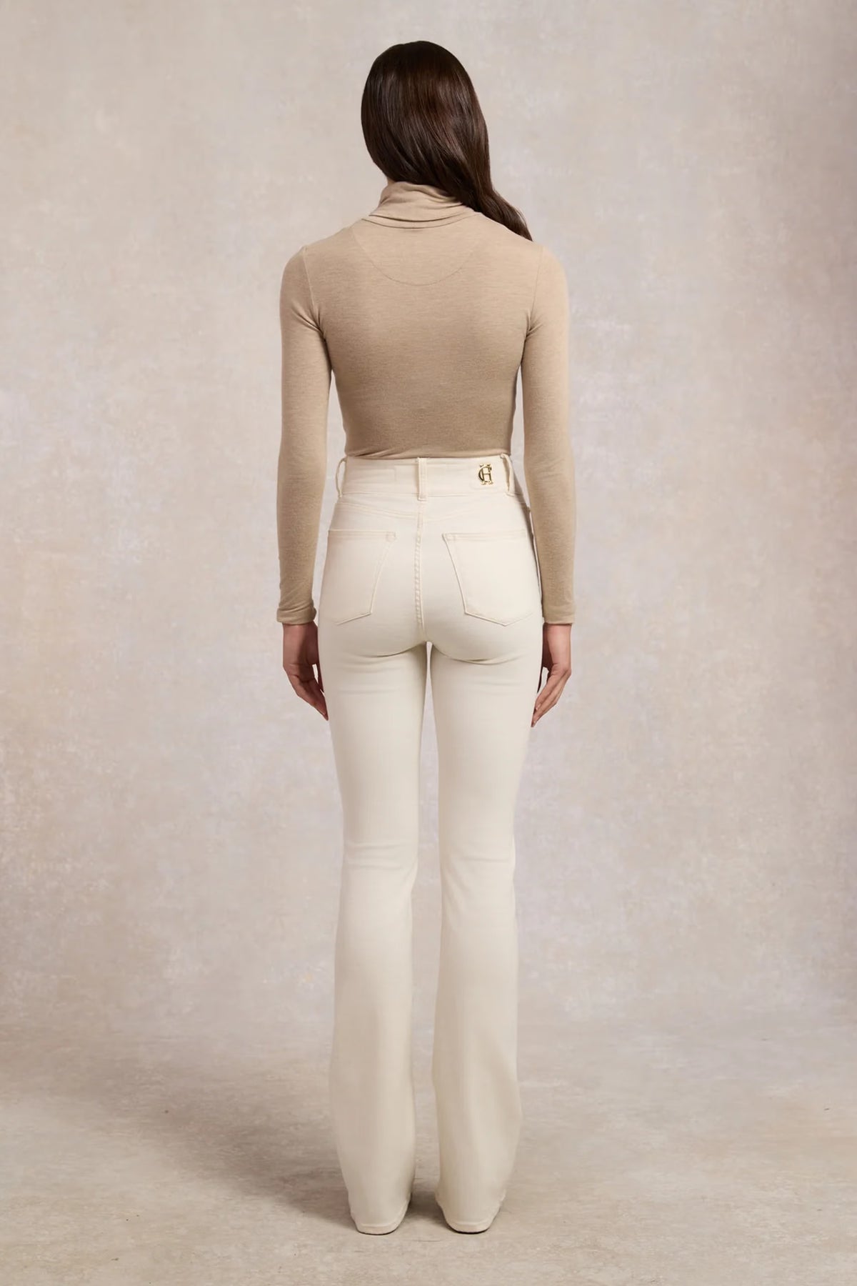 Holland Cooper High Rise Flared Jean #Colour_Oatmeal