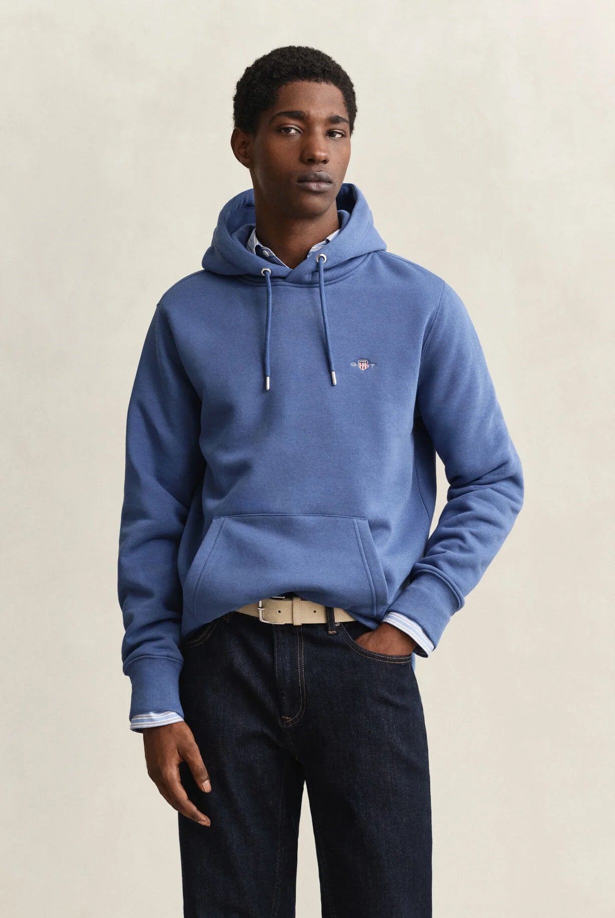 GANT Vintage Blue Reg Shield Hoodie #Colour_Vintage Blue