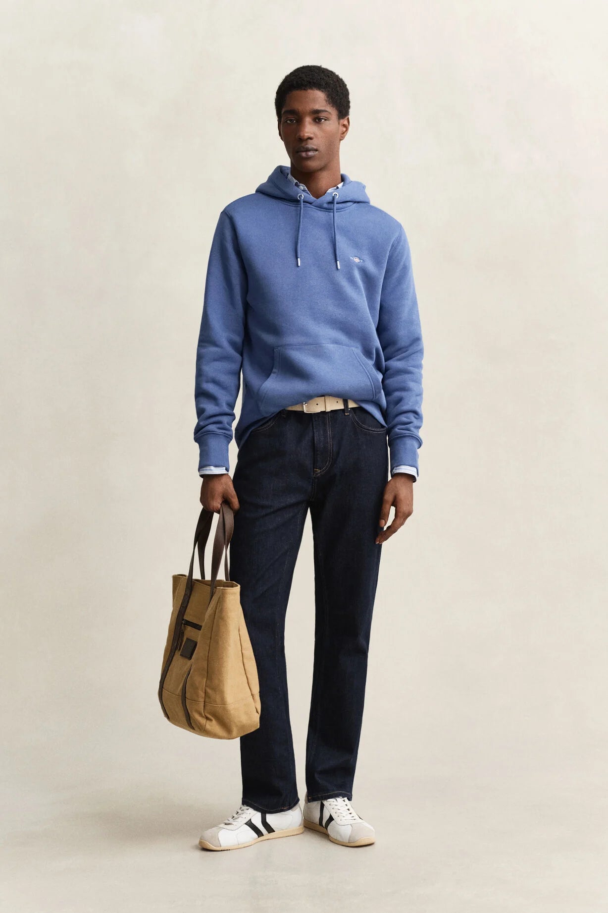 GANT Vintage Blue Reg Shield Hoodie #Colour_Vintage Blue