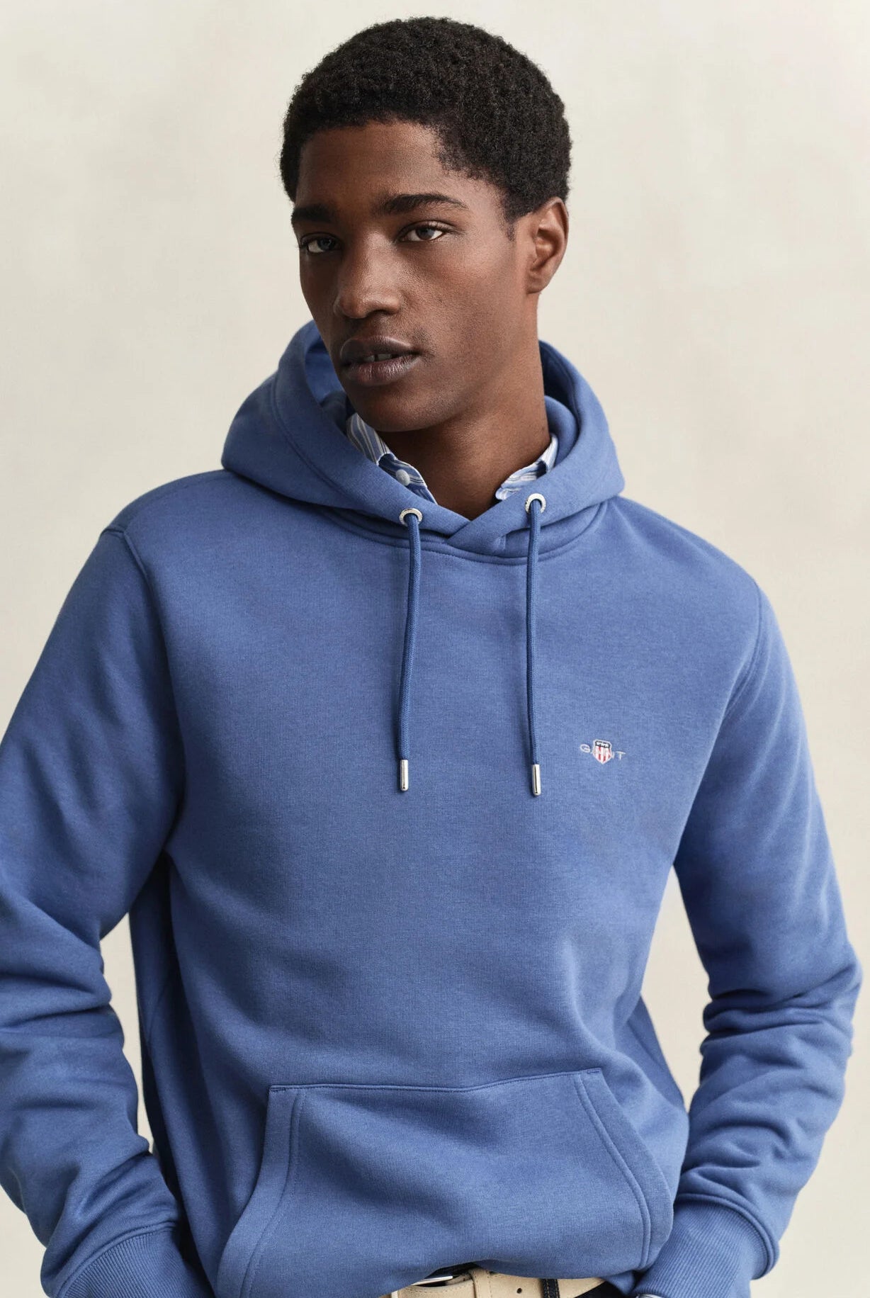 GANT Vintage Blue Reg Shield Hoodie #Colour_Vintage Blue