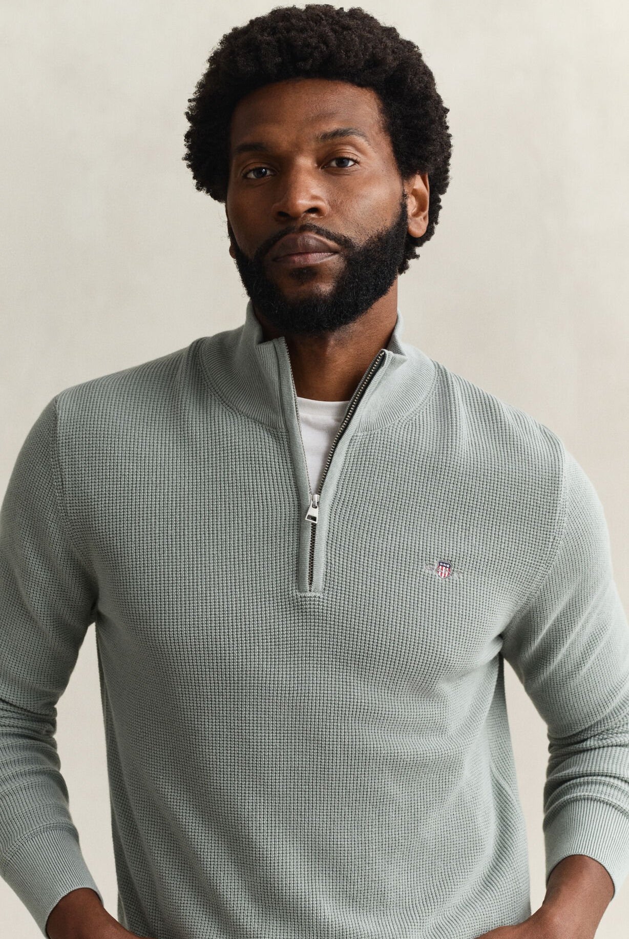 GANT Ceramic Grey Micro Textured Cotton Half Zip #Colour_Ceramic Grey