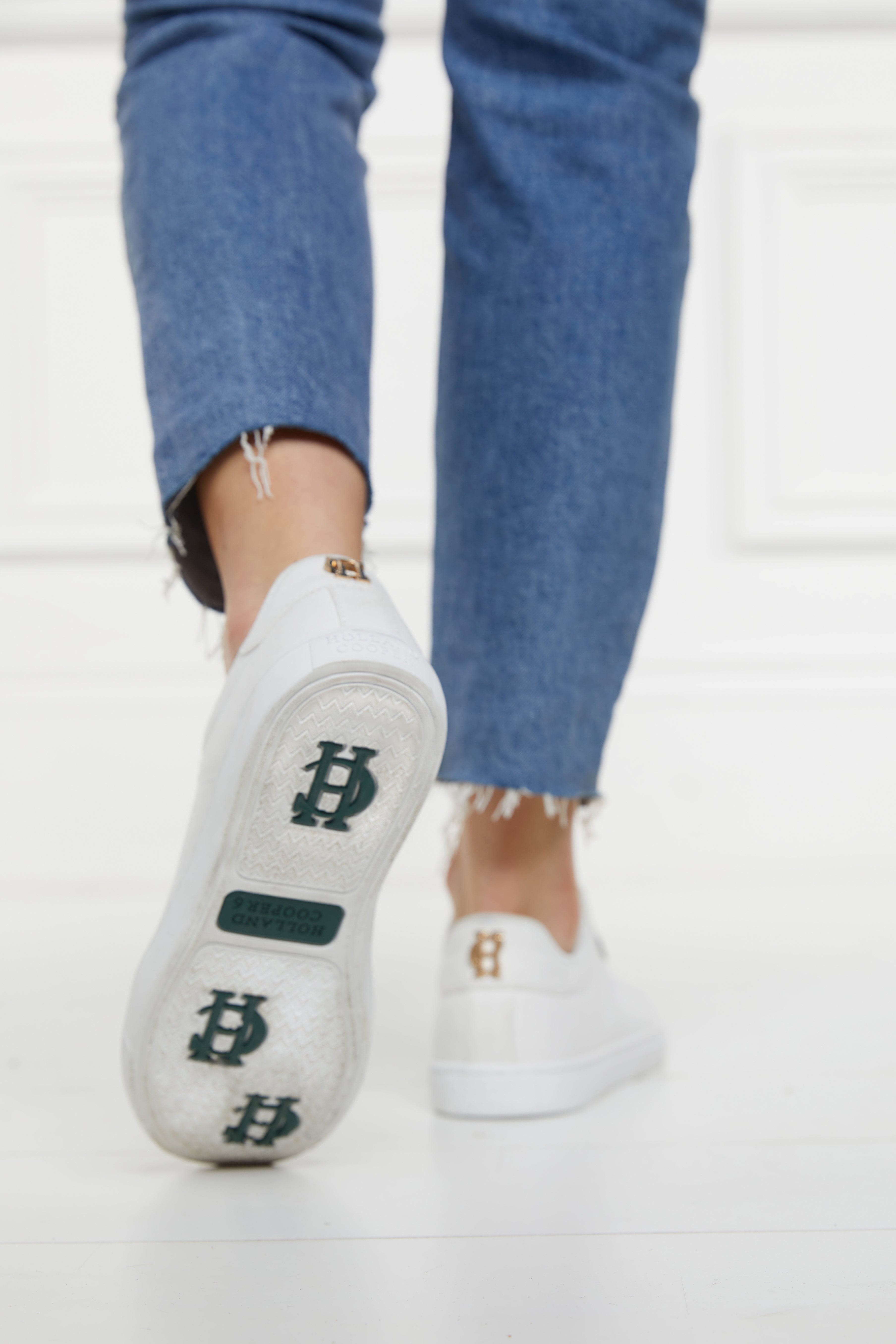 Chelsea Court Trainer -    white -  UK8 - View 180