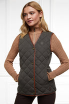 Adlestrop Gilet -   dark olive -  XS