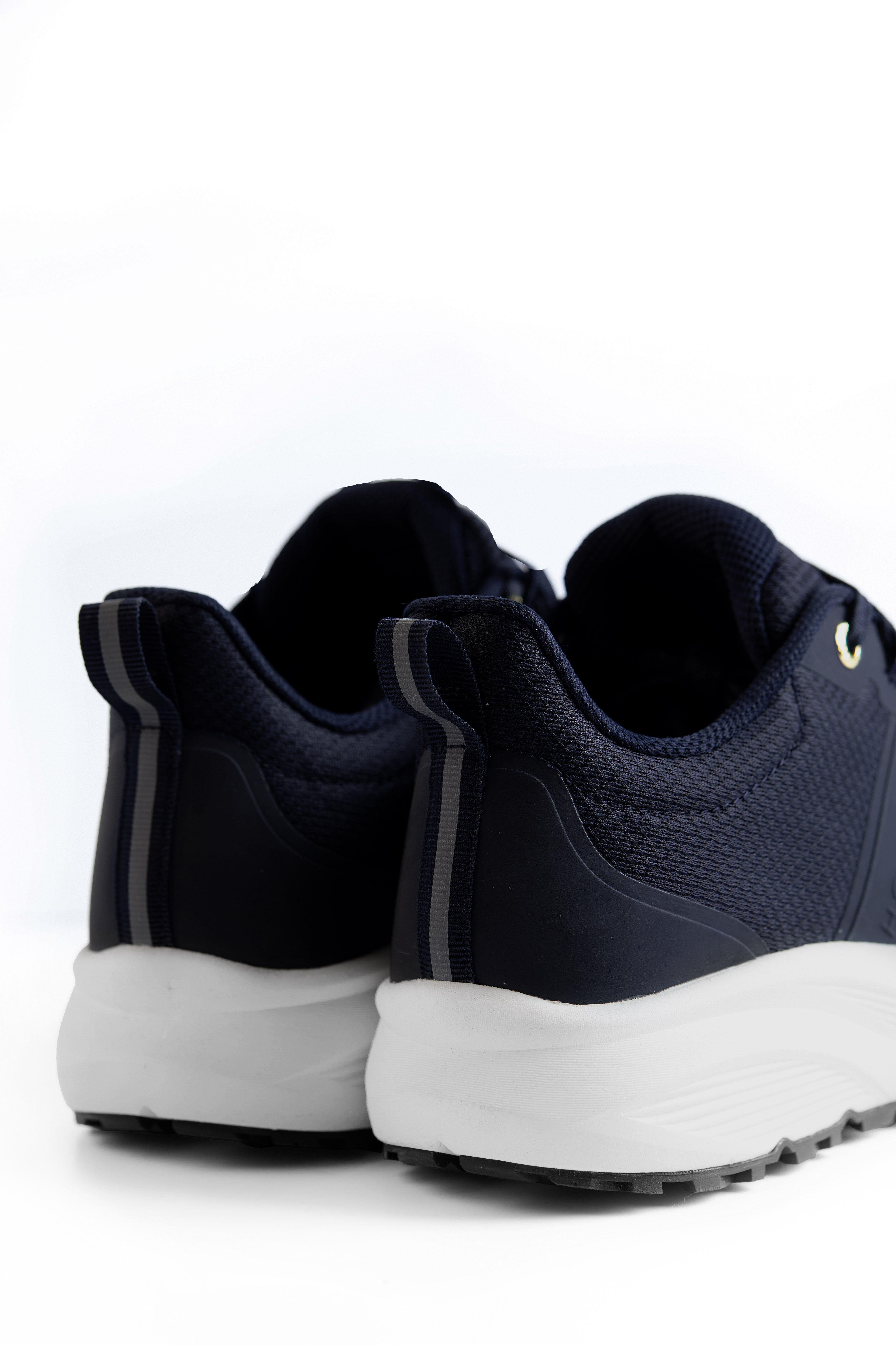 Holland Cooper Burghley Waterproof Trainer #Colour_Ink Navy