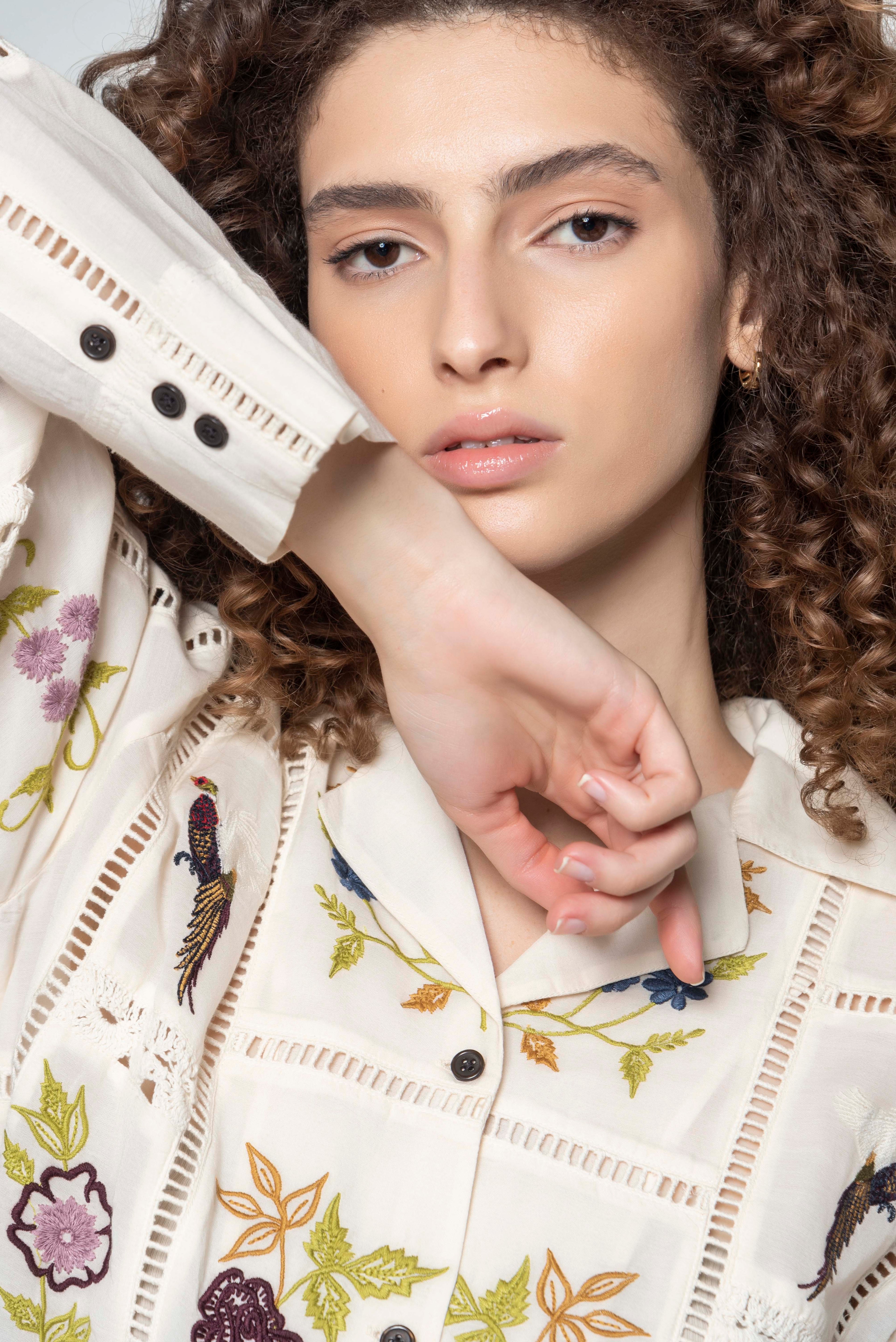 Hartwell Embroidery Cora #Colour_Embroidery