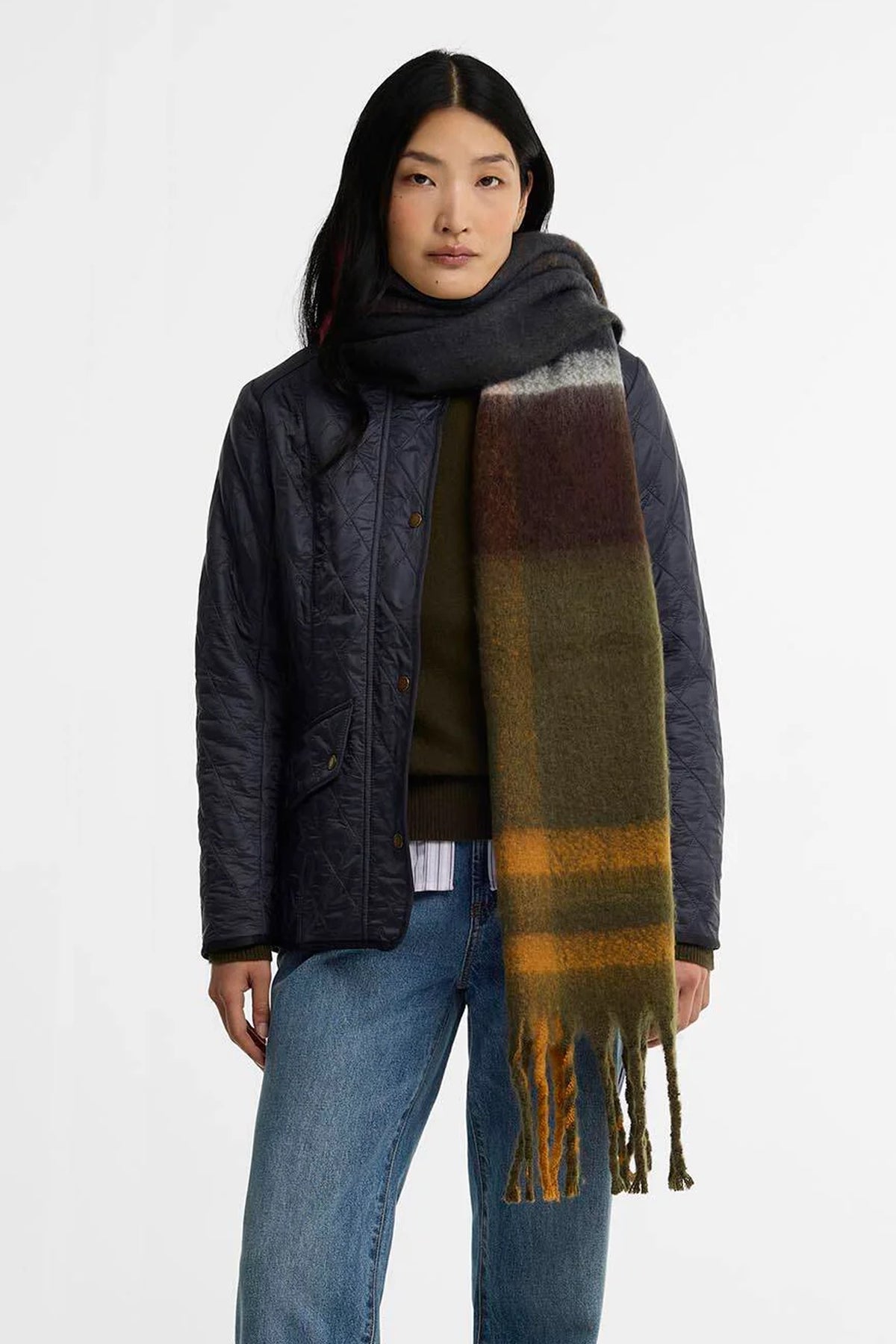 Isla Tartan Boucle Scarf