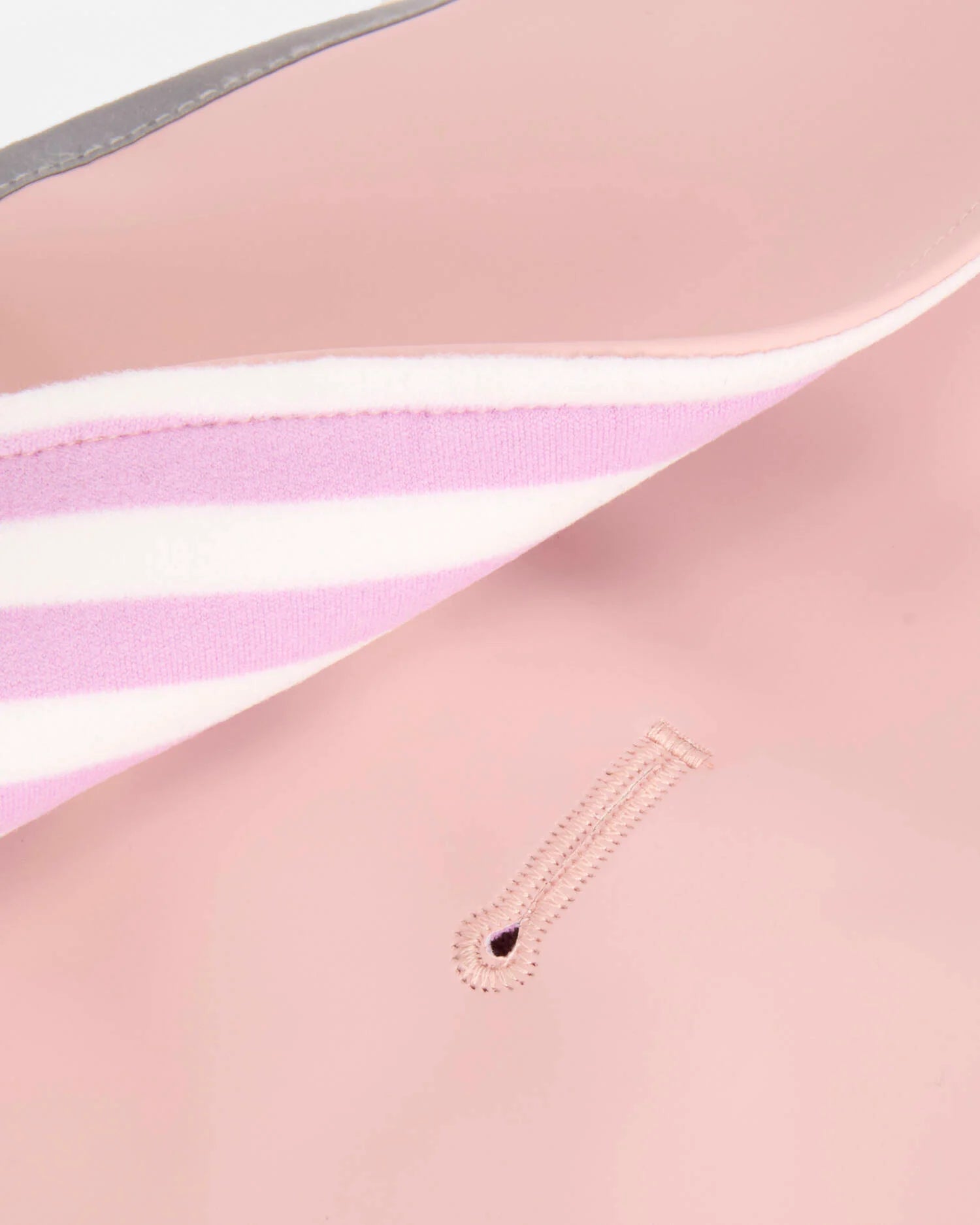 Barbour Evie Waterproof Dog Coat #Colour_Gardenia Pink