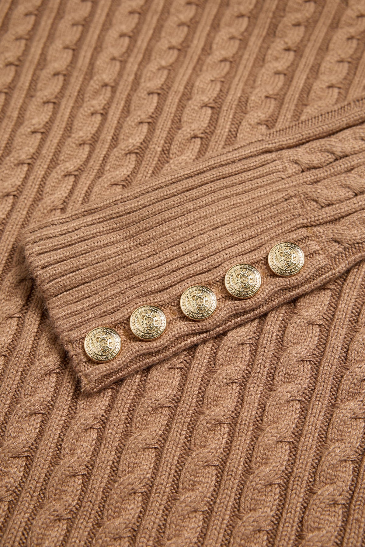 Holland Cooper Seattle Cable Crew Knit #Colour_Dark Camel