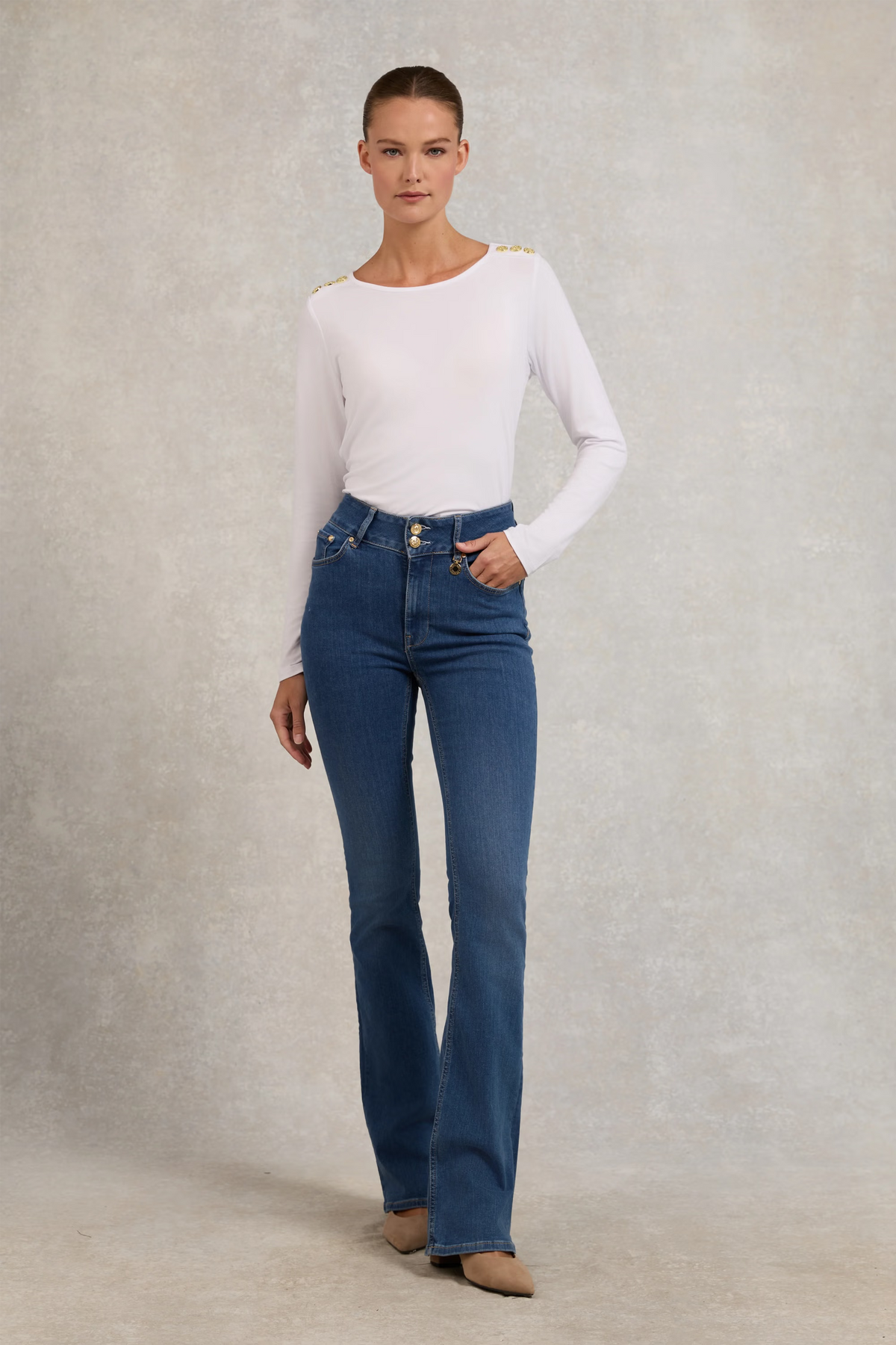 Holland Cooper High Rise Flared Jean #Colour_Denim