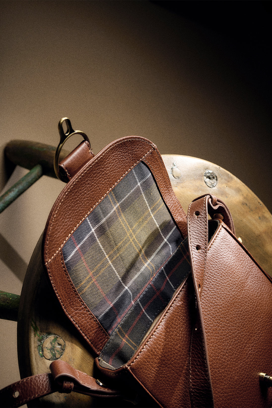 Barbour Elm Leather Crossbody Bag #Colour_Brown