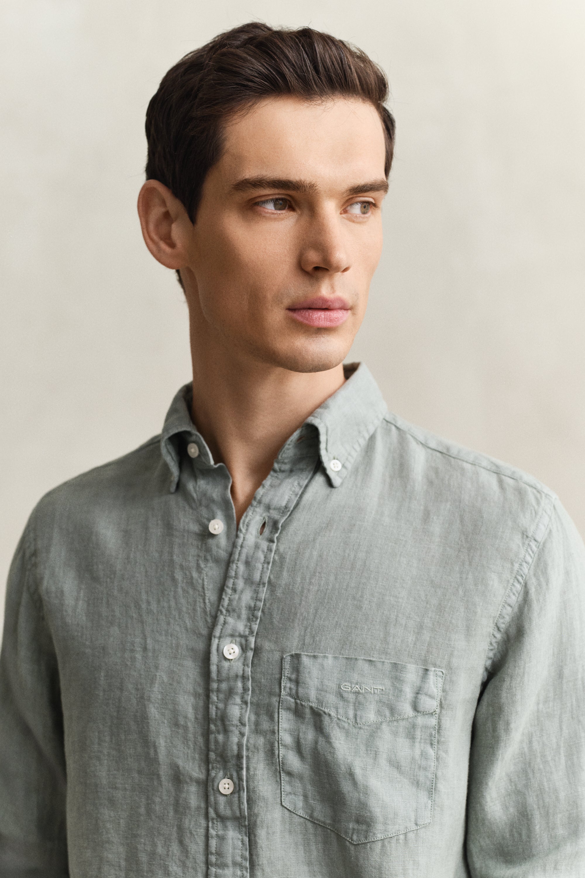 GANT Reg GMNT Dyed Linen Shirt #Colour_Ceramic Grey