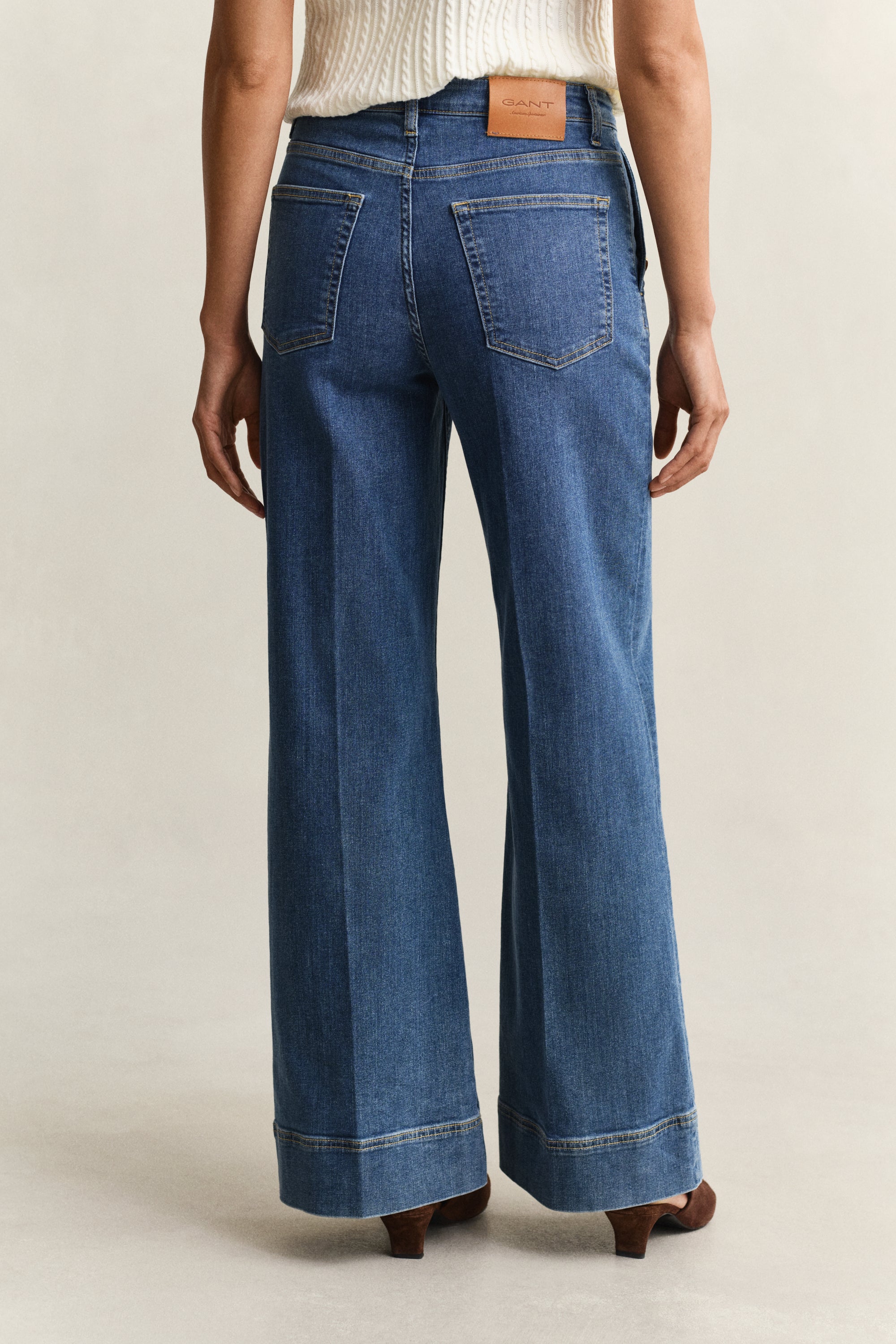 GANT Mid Blue Flare Nautical Jeans #Colour_Mid Blue