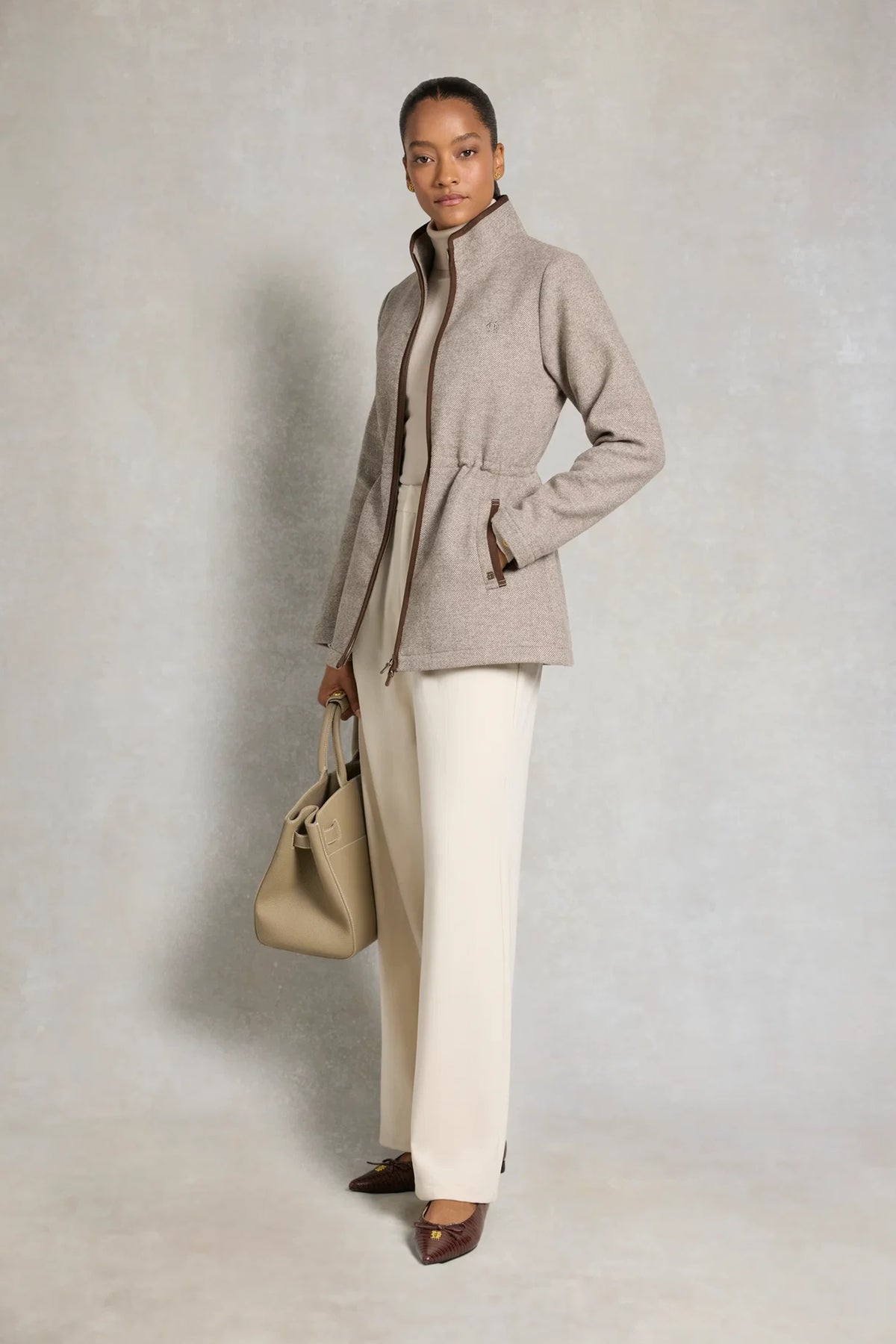 Holland Cooper Hillford Country Jacket #Colour_Sahara Twill