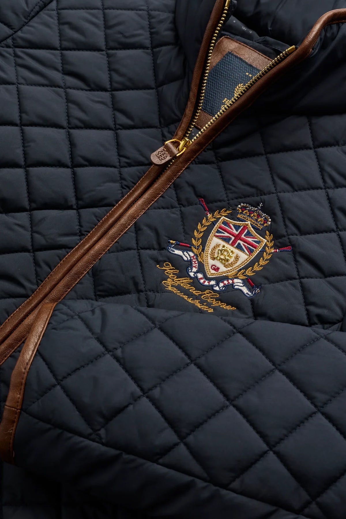 Holland Cooper Boughton Diamond Quilt Jacket #Colour_Ink Navy