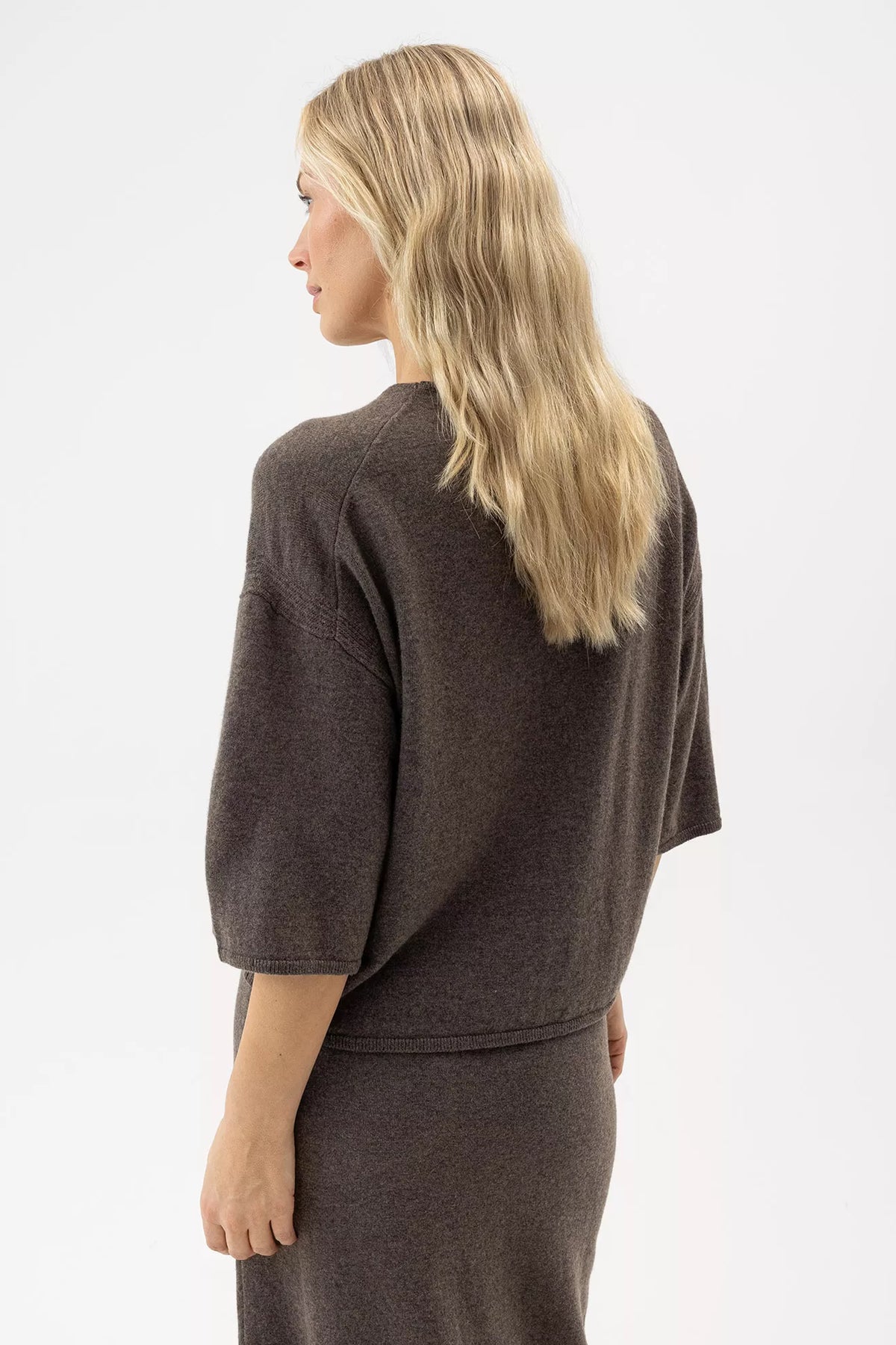 Holebrook Kristina Top #Colour_Dark Taupe