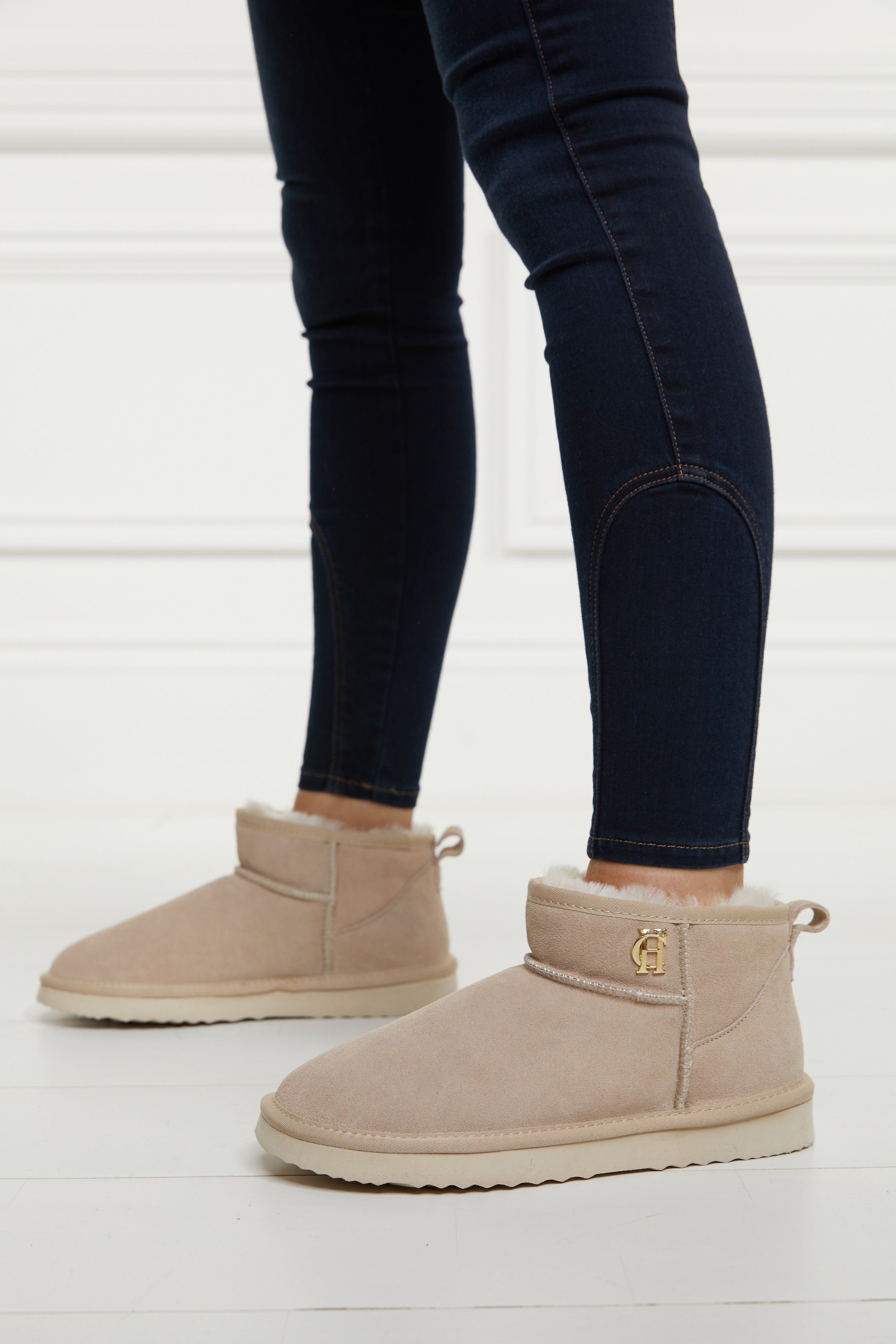 Ultra Mini Shearling Boot -    oyster -  UK8 - View 112