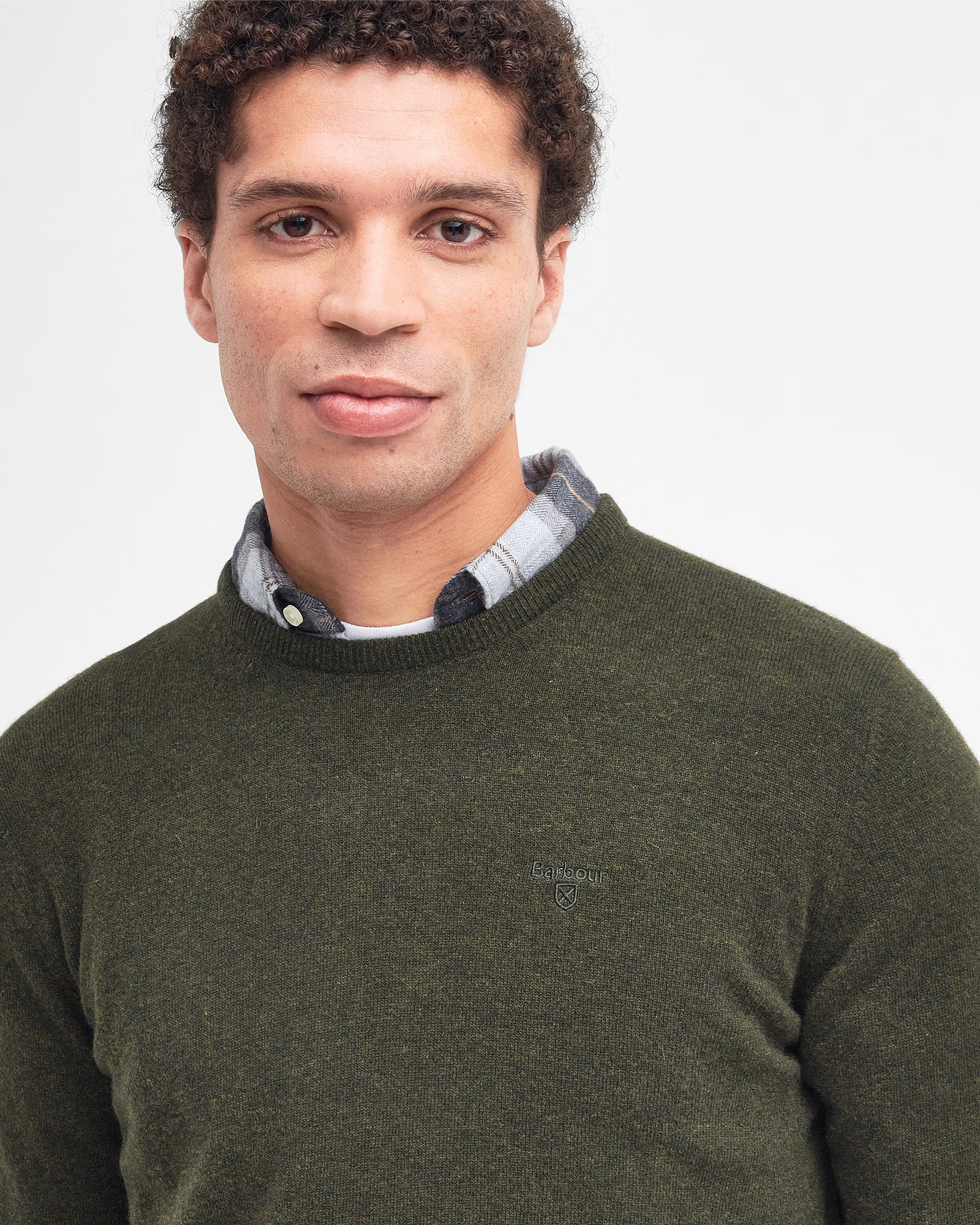 Barbour Essential Lambswool Crew Neck #Colour_Seaweed Green