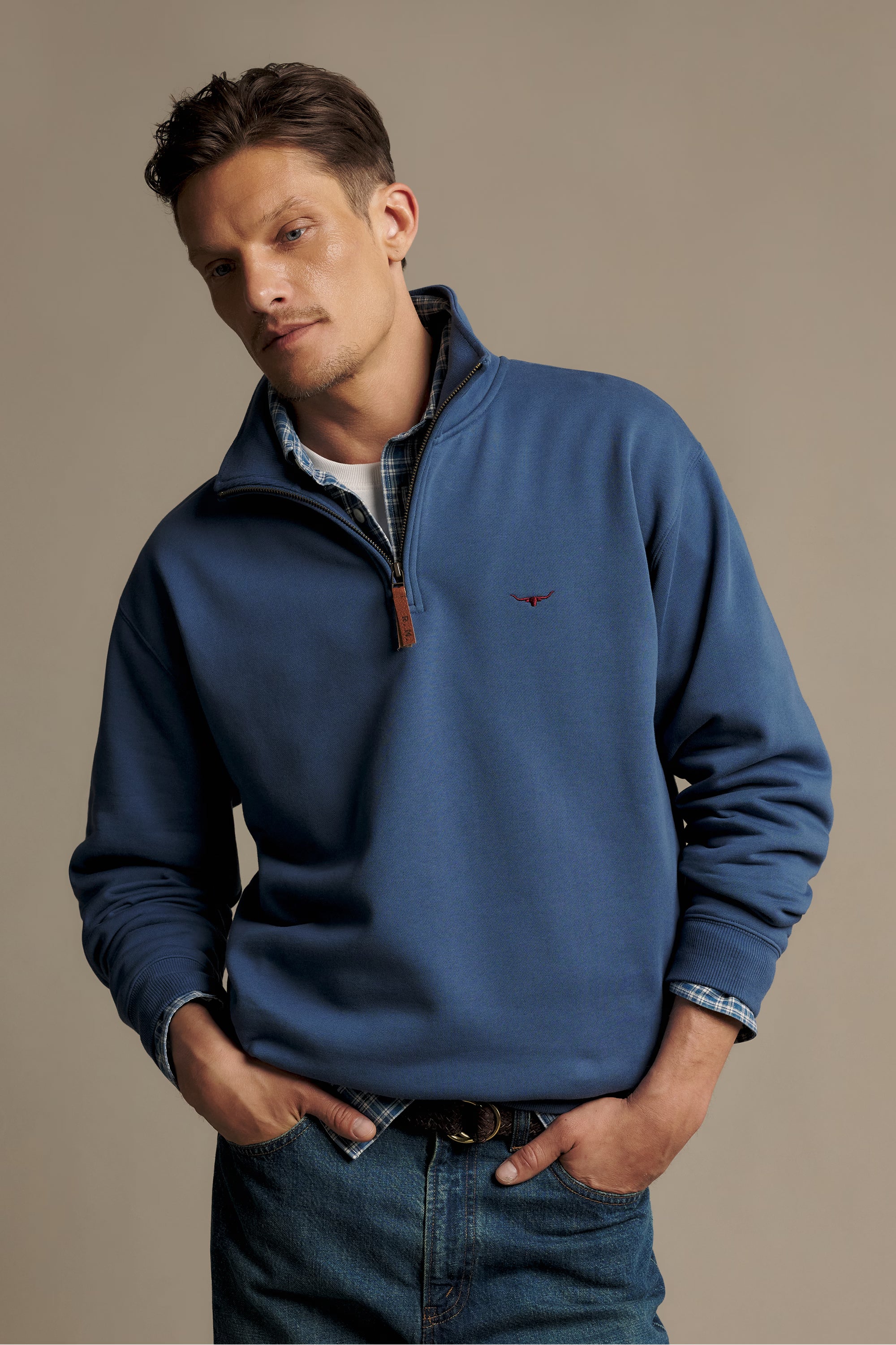 R.M. Williams Mulyungarie 1/4 Zip Sweatshirt #Colour_Mid Blue