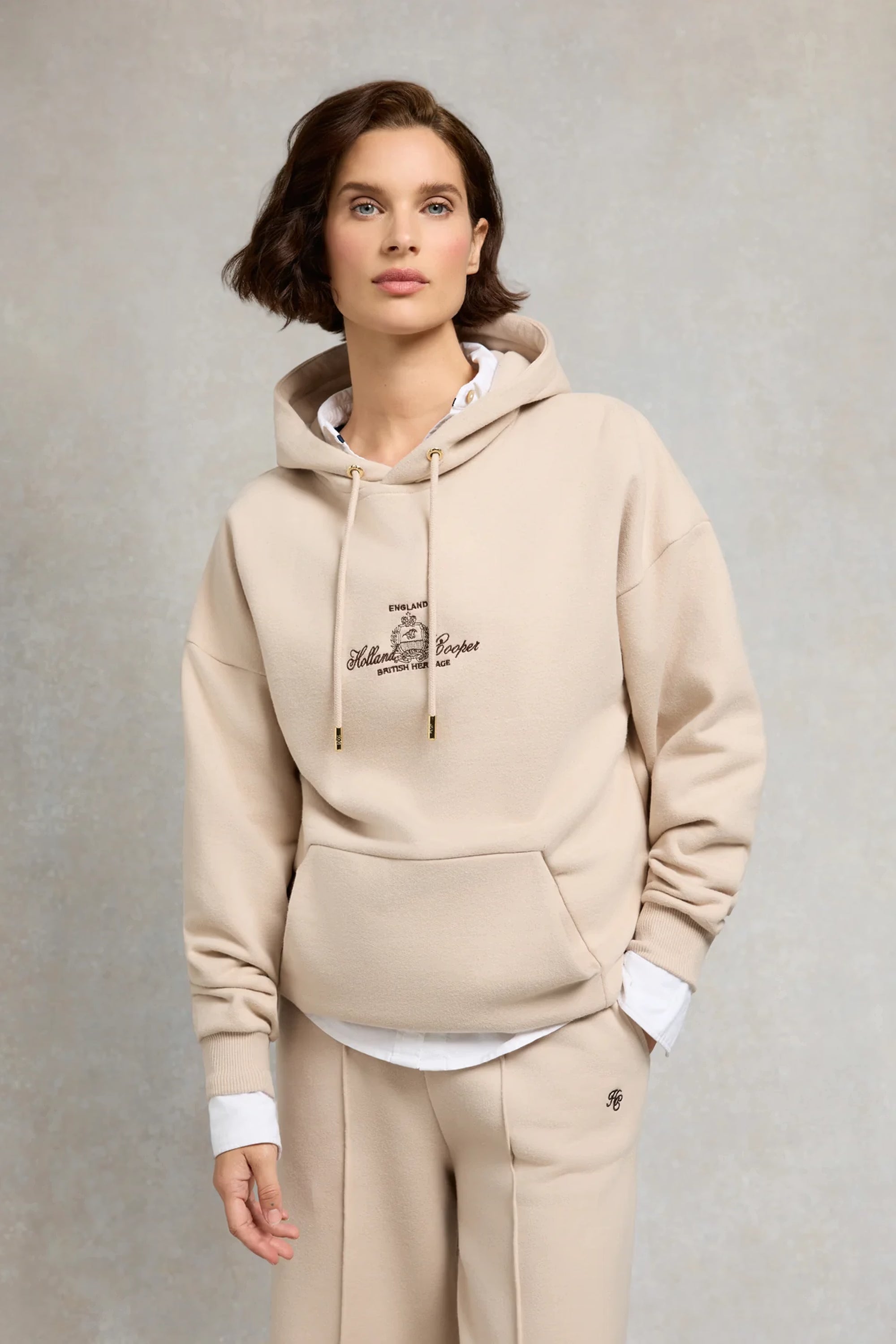 Holland Cooper Relaxed Fit Script Hoodie #Colour_Stone