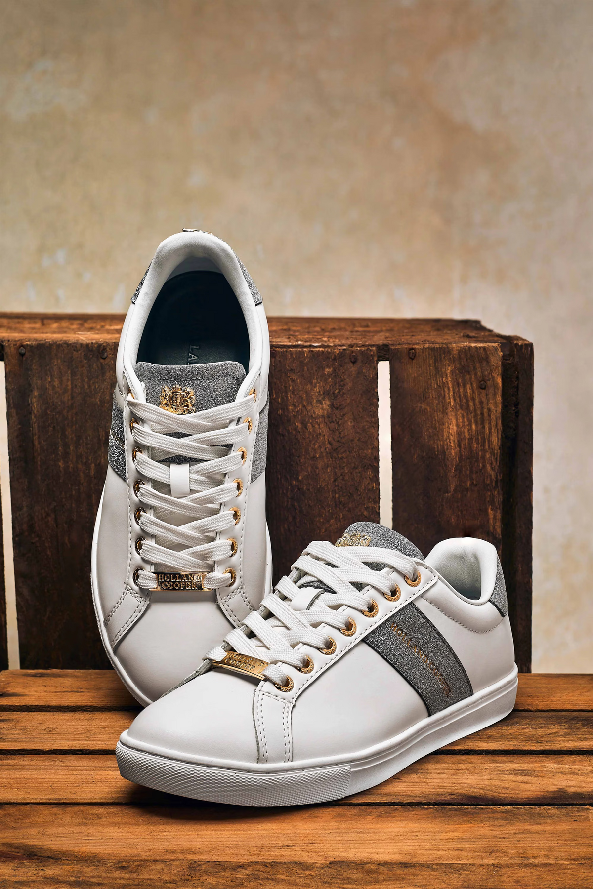 Holland Cooper Knightsbridge Court Trainer #Colour_Silver Crystal