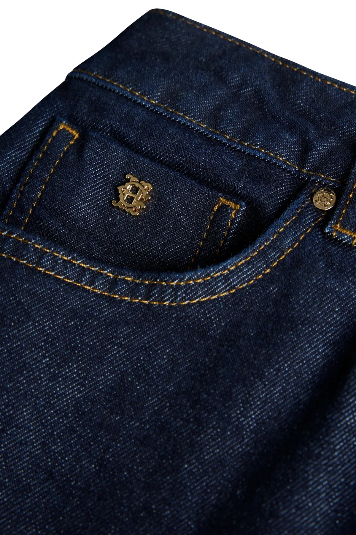 High Rise Slim Jean