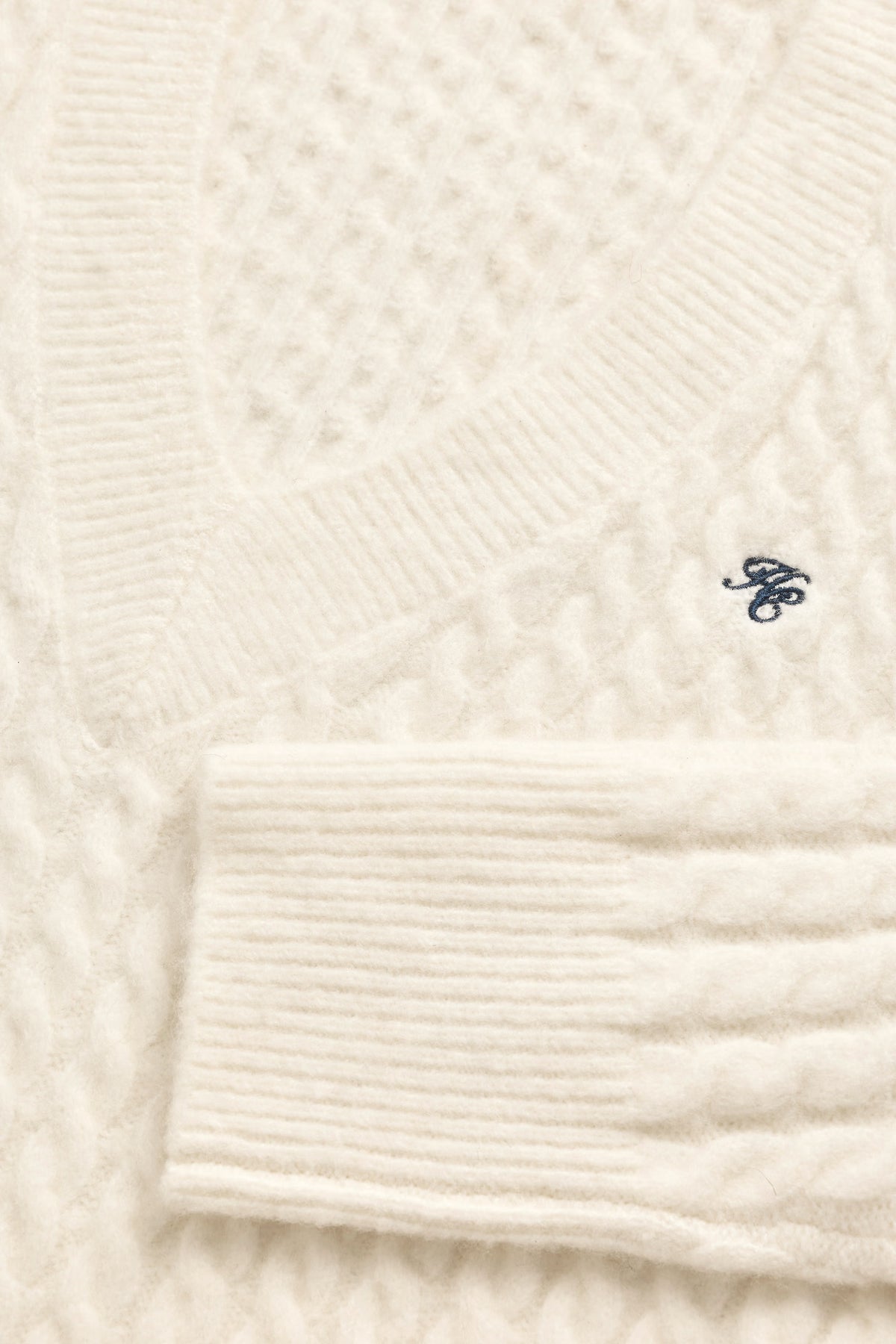 Holland Cooper Polly Knit #Colour_Winter White