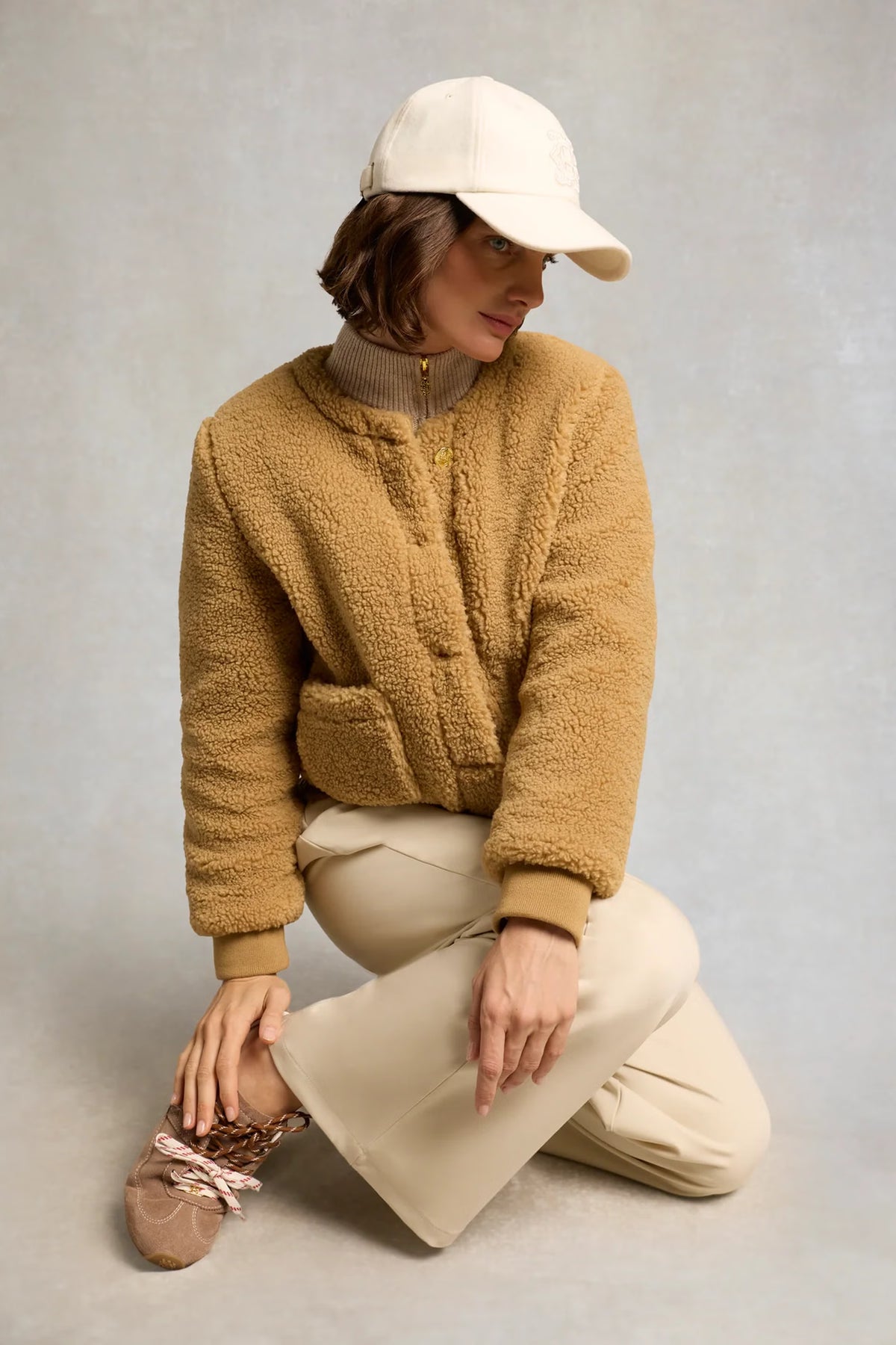 Holland Cooper Wool Heraldic Cap #Colour_Cream