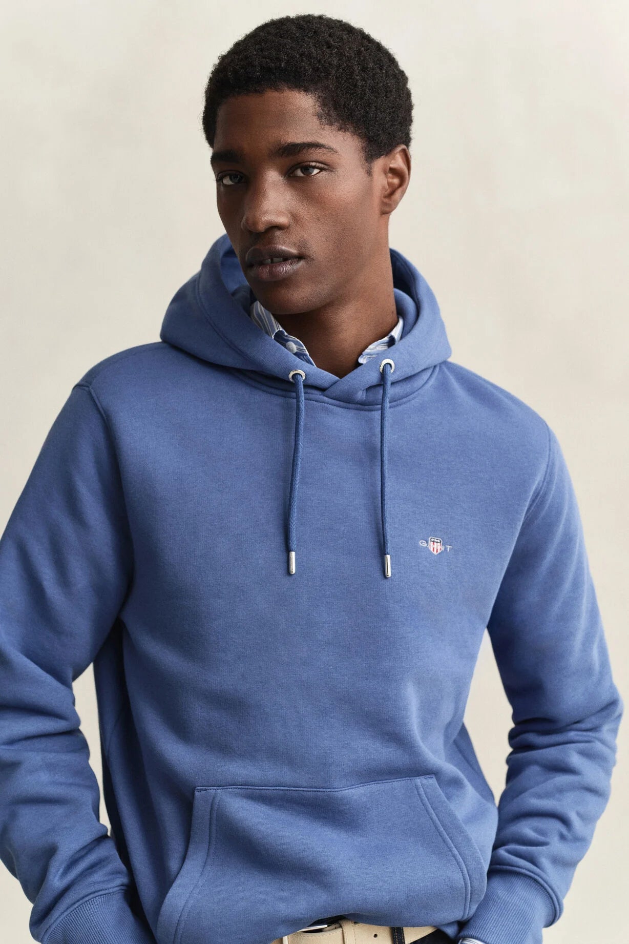GANT Vintage Blue Reg Shield Hoodie #Colour_Vintage Blue